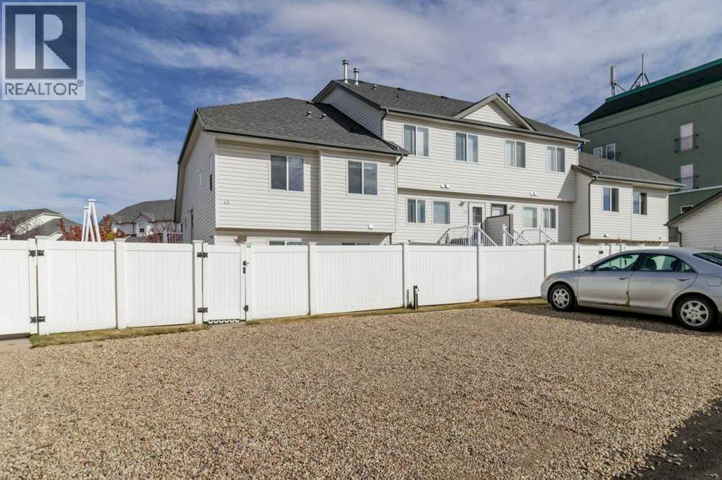 33 Donlevy Avenue, Red Deer