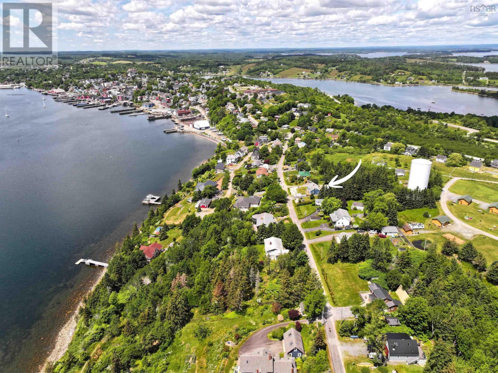 Property 33 of 34 of 61 Hospital Road