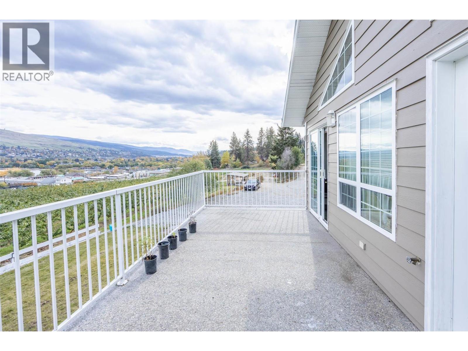  11938 Oceola Road, Lake Country