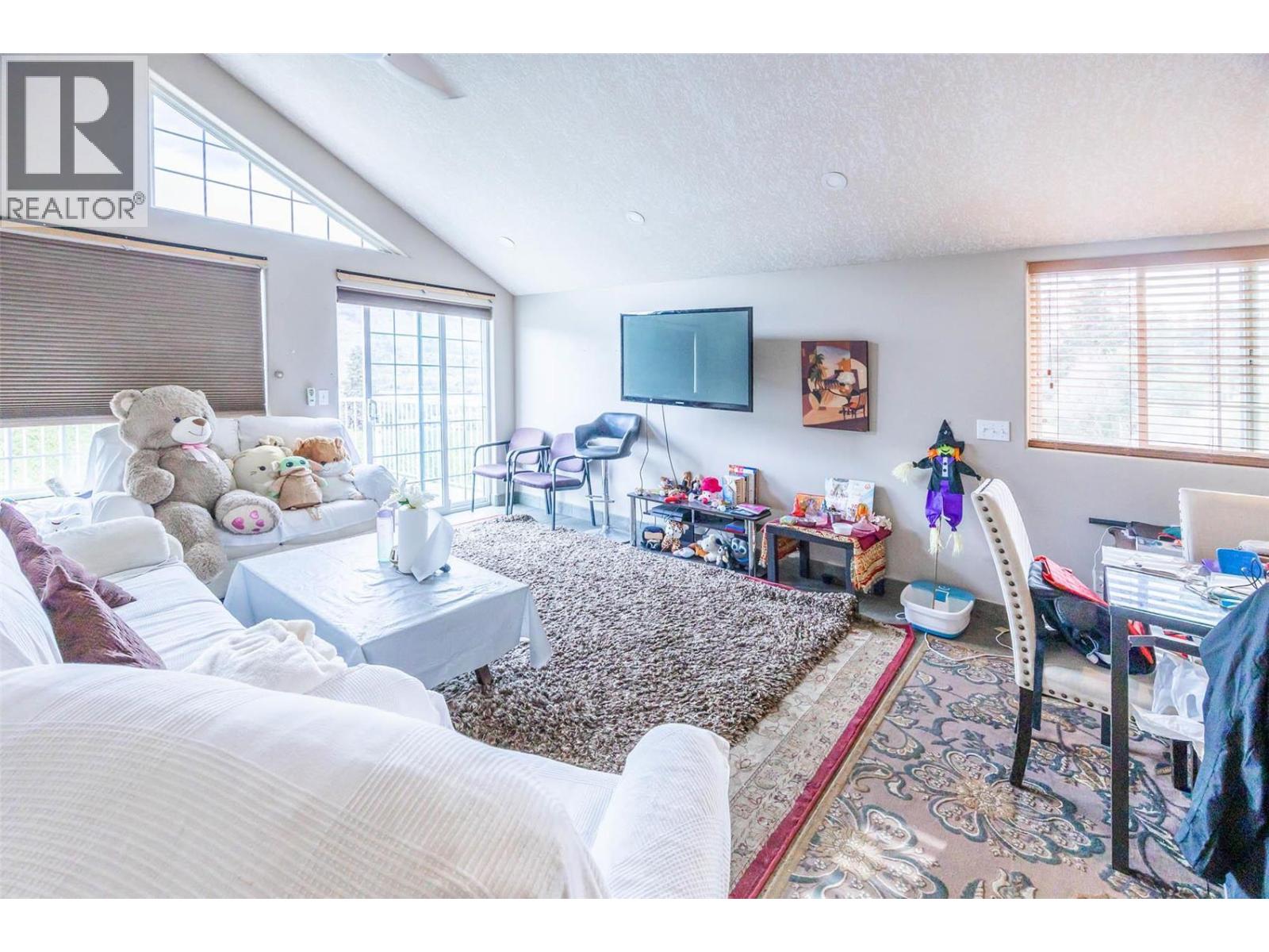  11938 Oceola Road, Lake Country