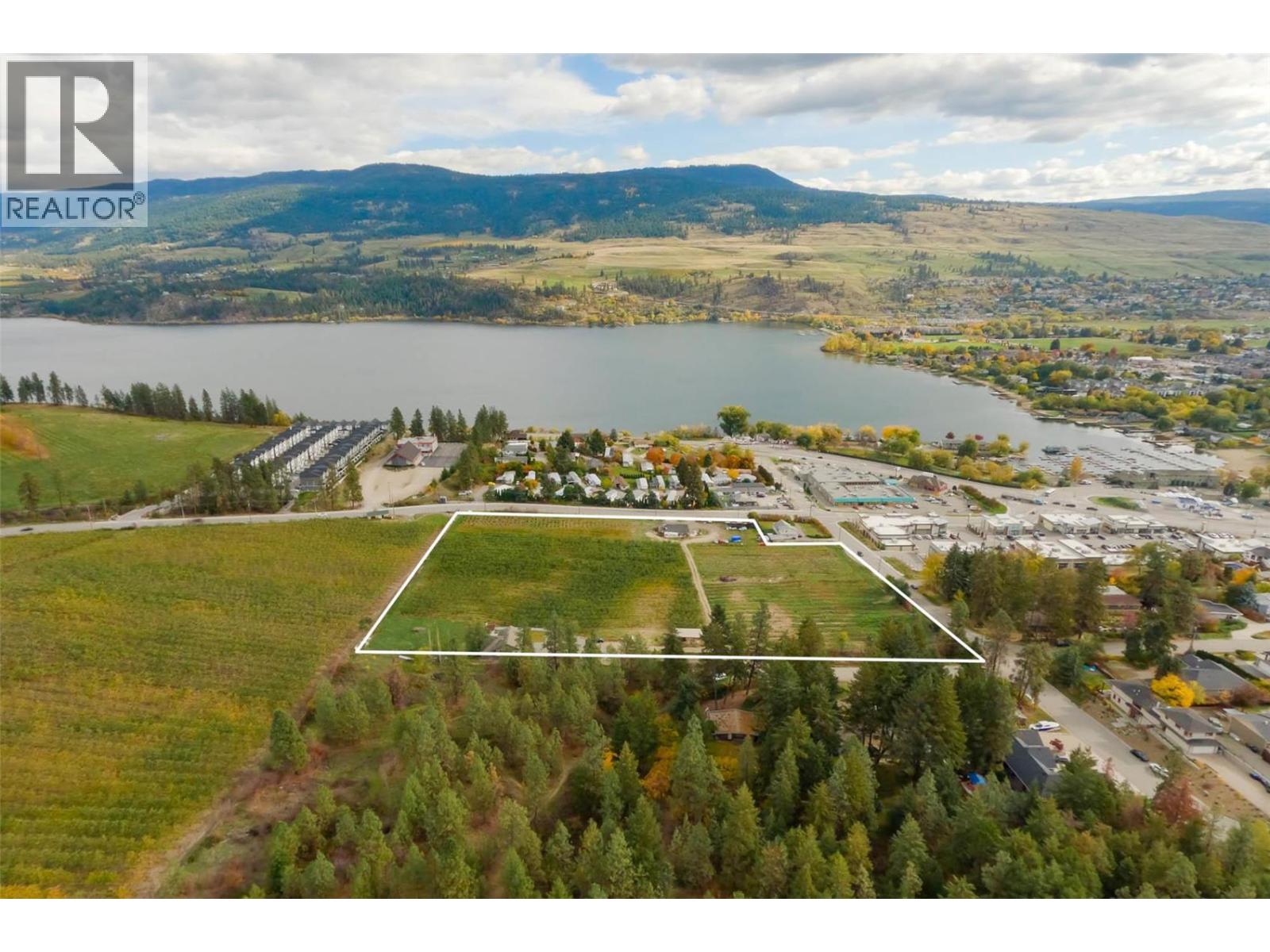  11938 Oceola Road, Lake Country
