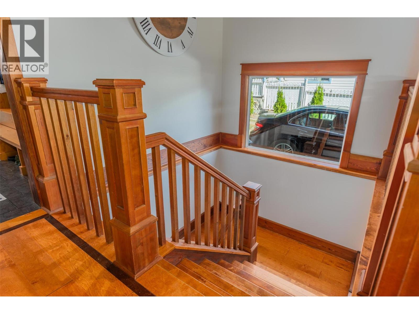 422 VIEW Street, Kaslo