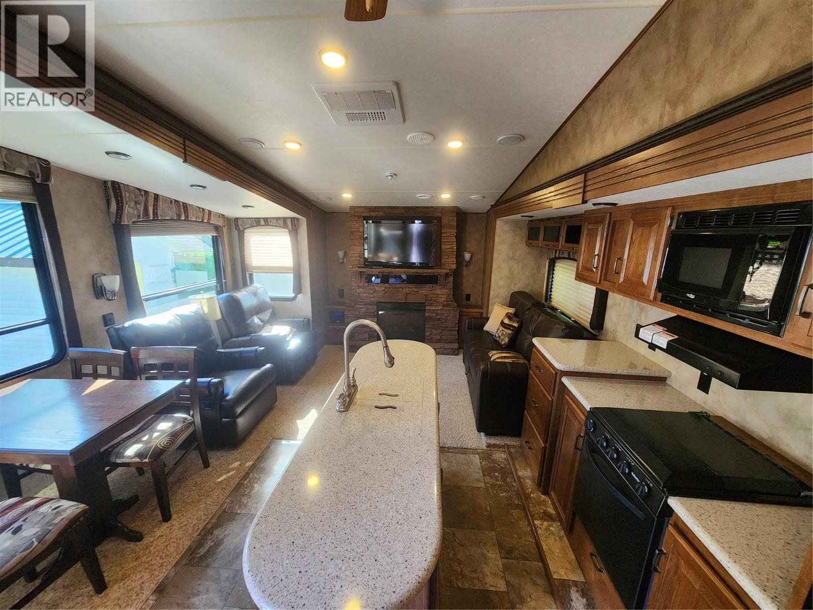 279 3980 Squilax- Anglemont Road, Scotch Creek