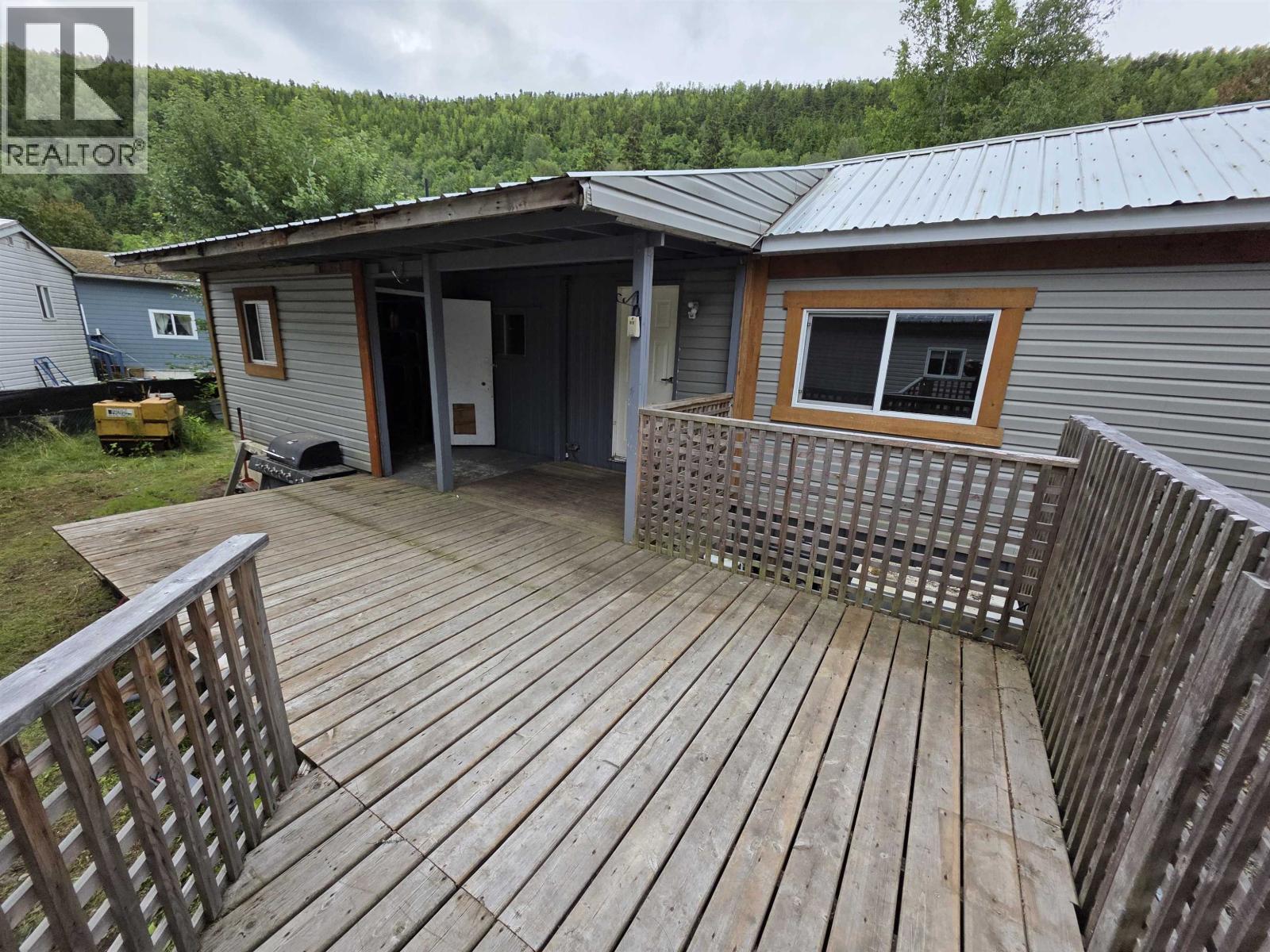 #27-4619 QUEENSWAY Drive, Terrace