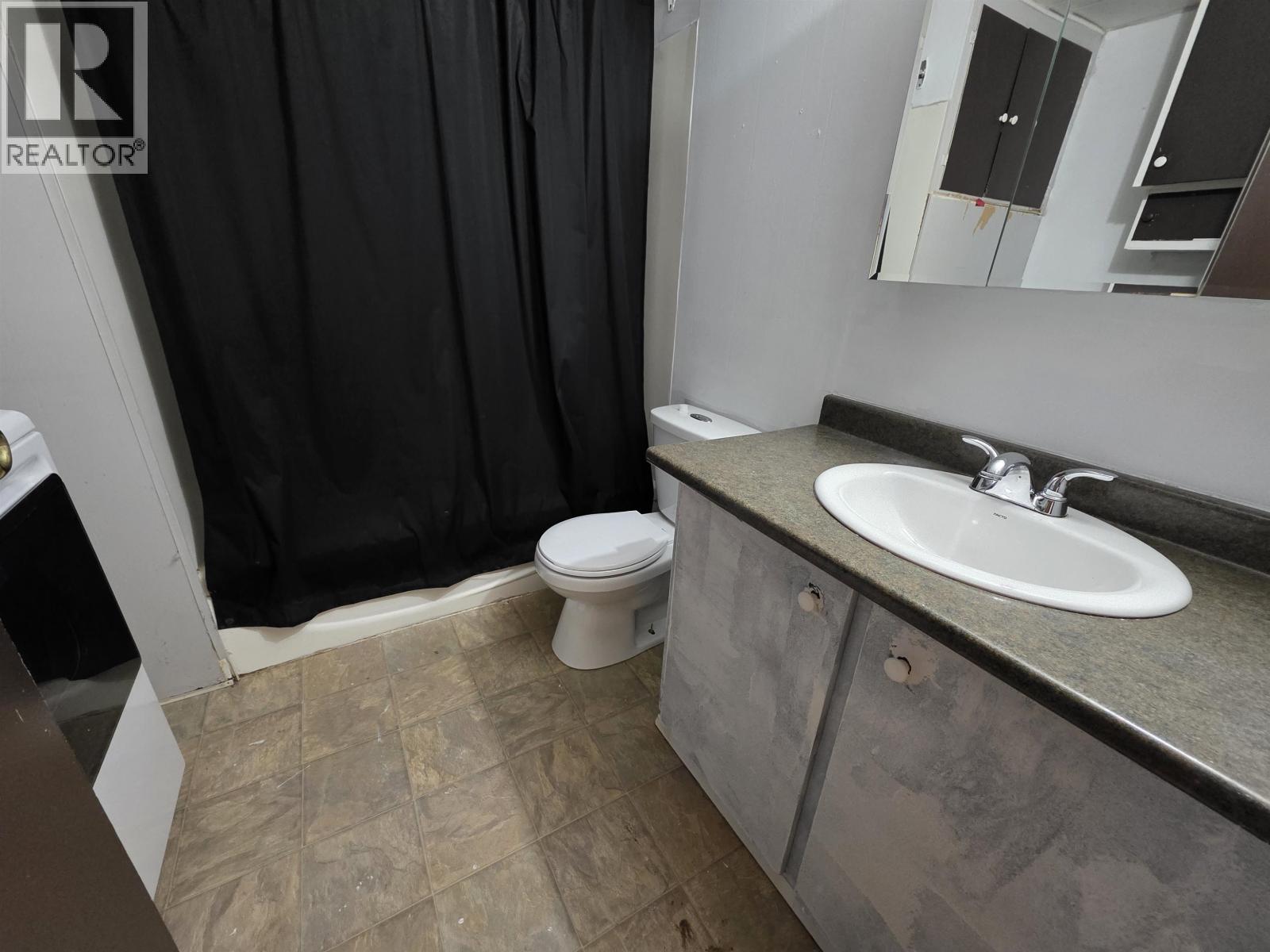 #27-4619 QUEENSWAY Drive, Terrace