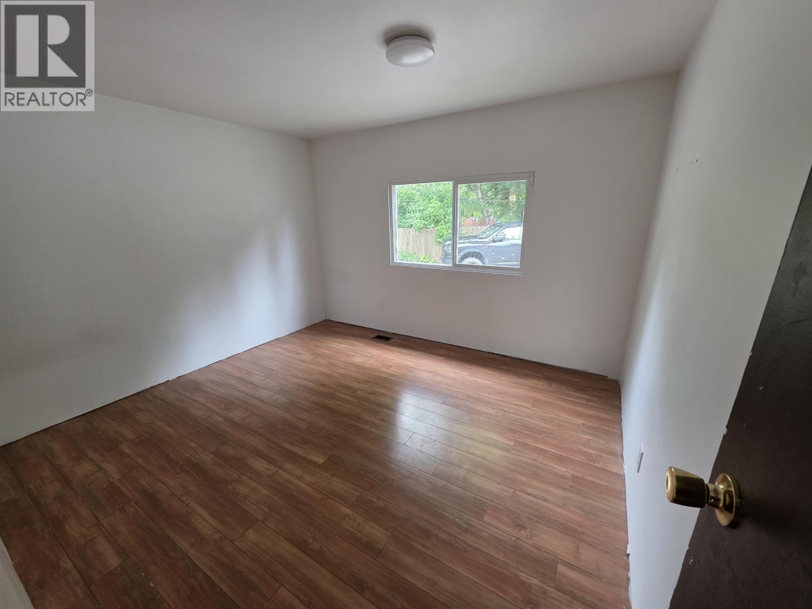 #27-4619 QUEENSWAY Drive, Terrace