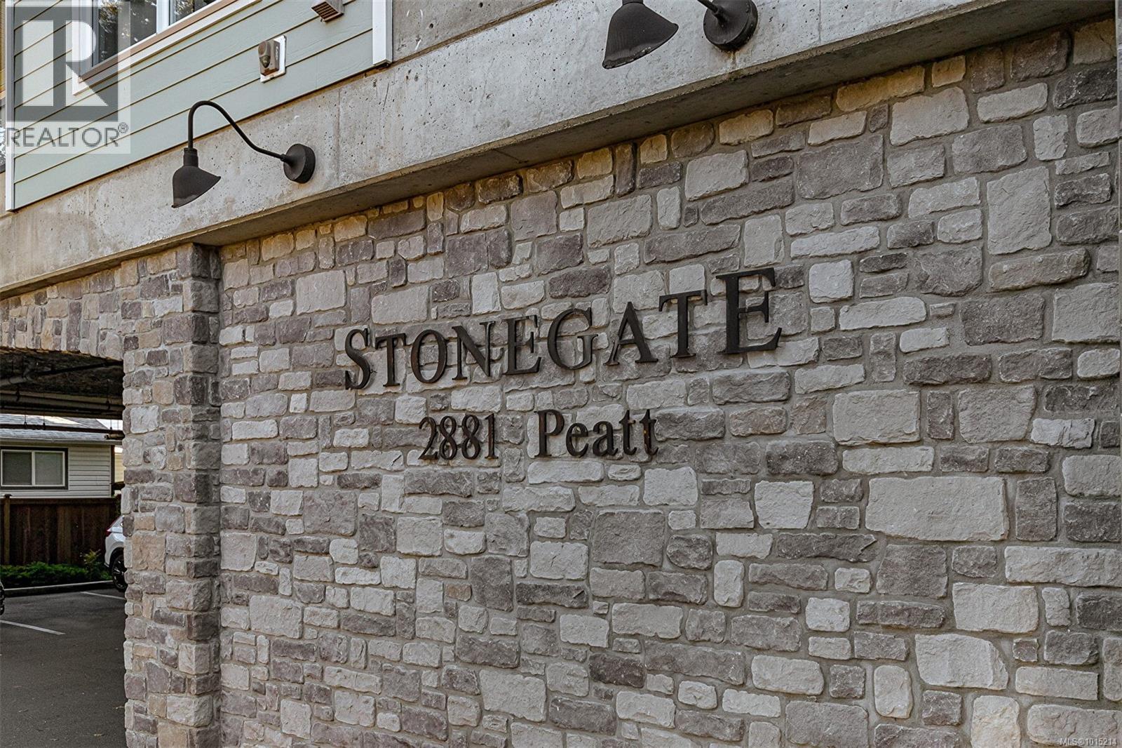 203 2881 Peatt Road, Langford