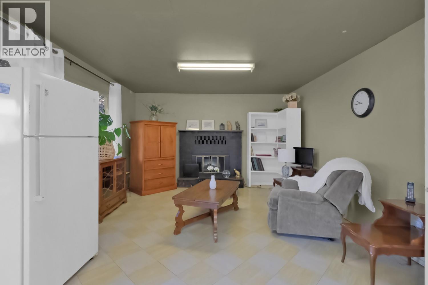  1575 COLUMBIA Street, Penticton
