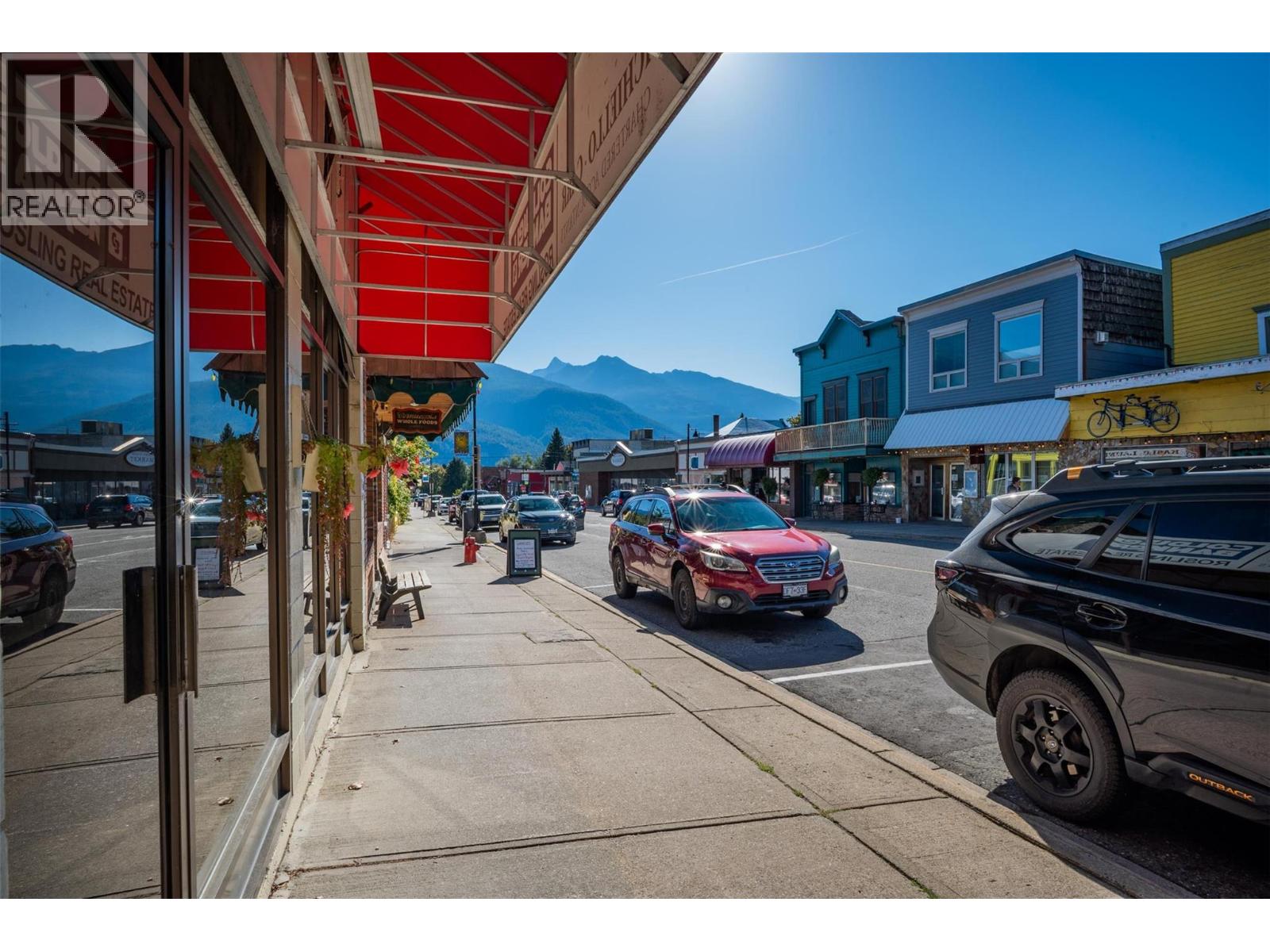  424 Front Street, Kaslo