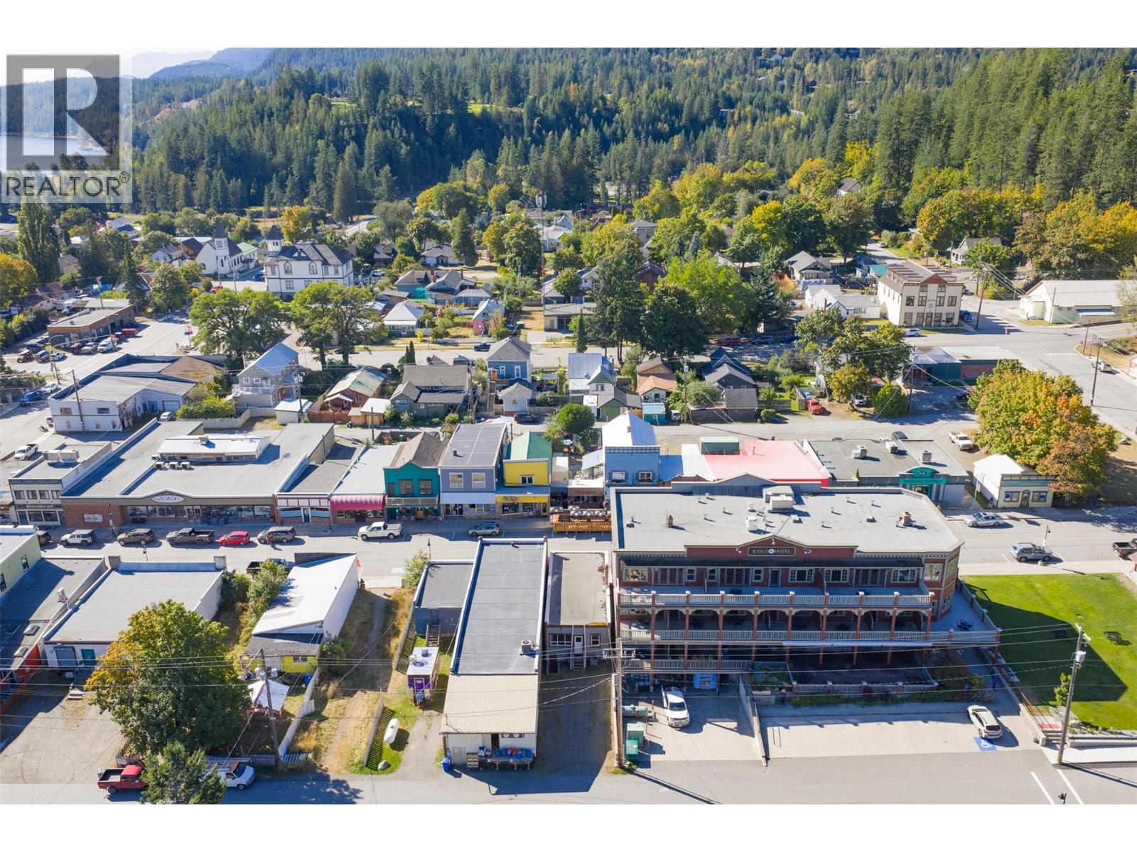  424 Front Street, Kaslo