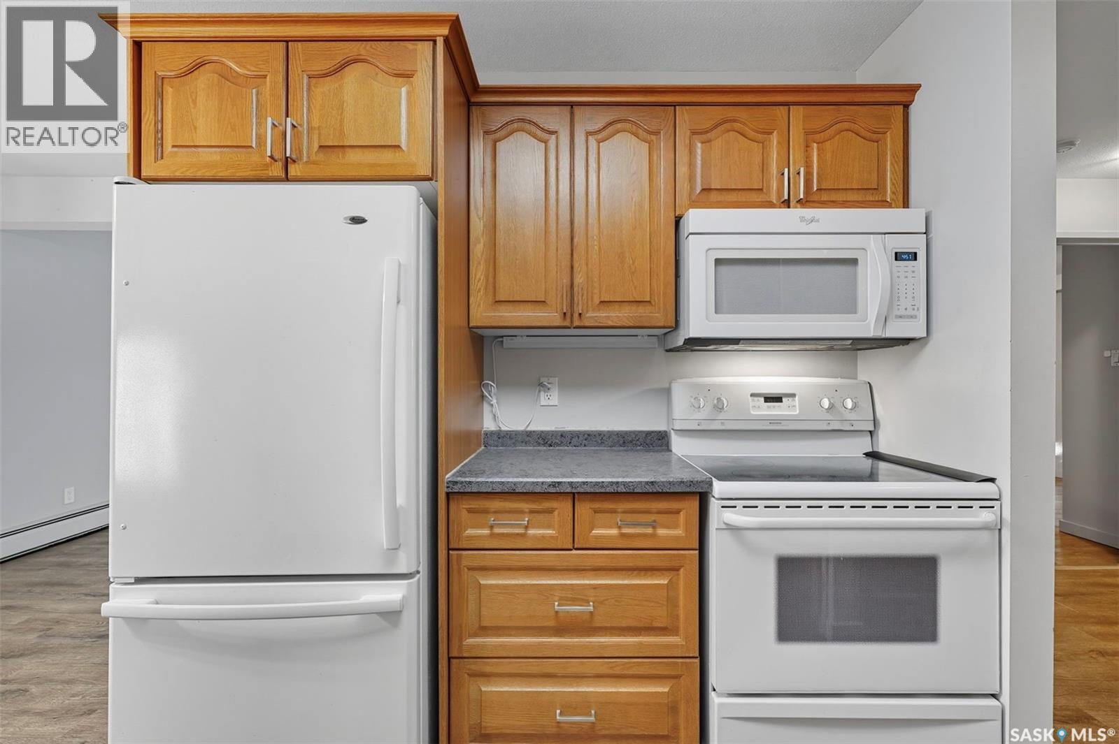 Single Family House Low rise for Sale in   Tait CRESCENT Saskatoon 