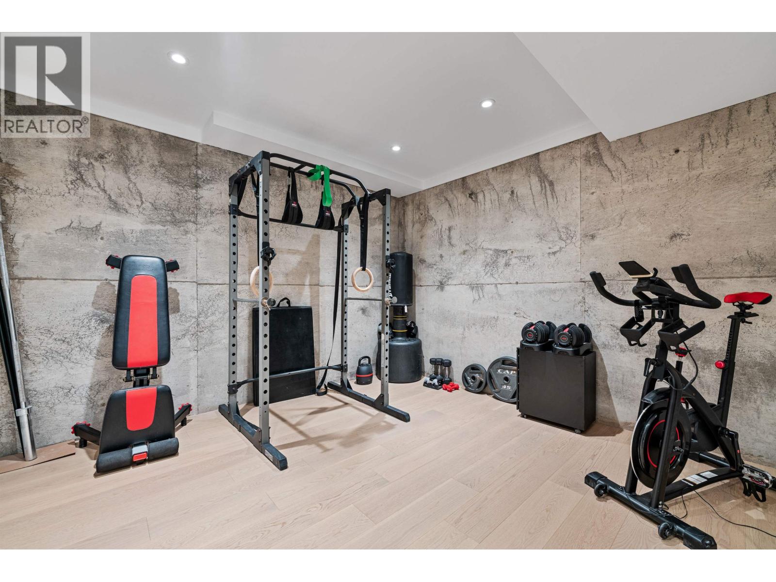 38243 VISTA CRESCENT, Squamish