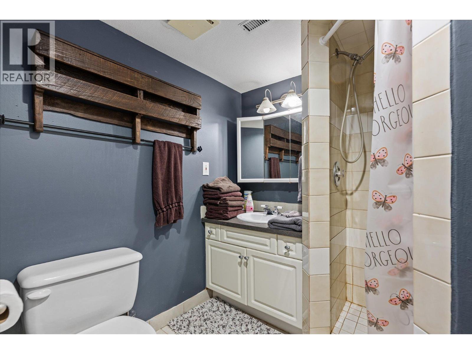  1234 Oswell Drive, Kelowna