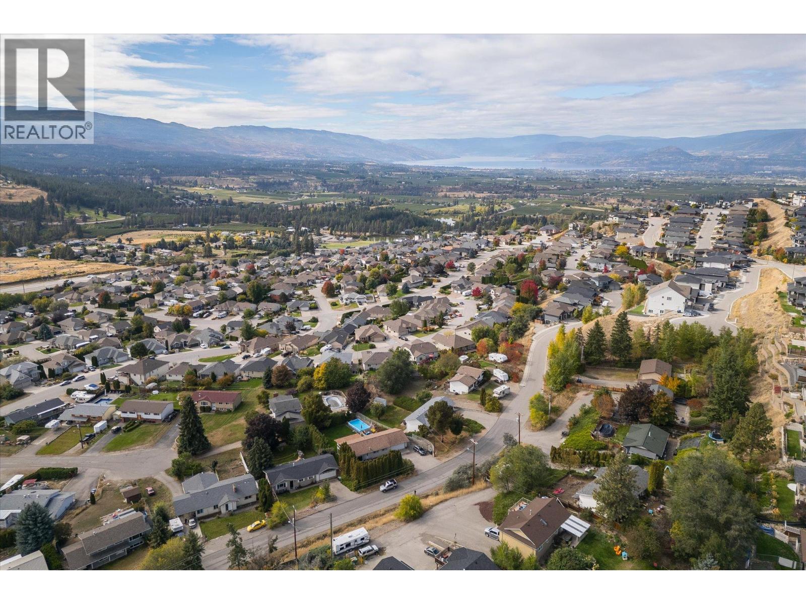  1234 Oswell Drive, Kelowna