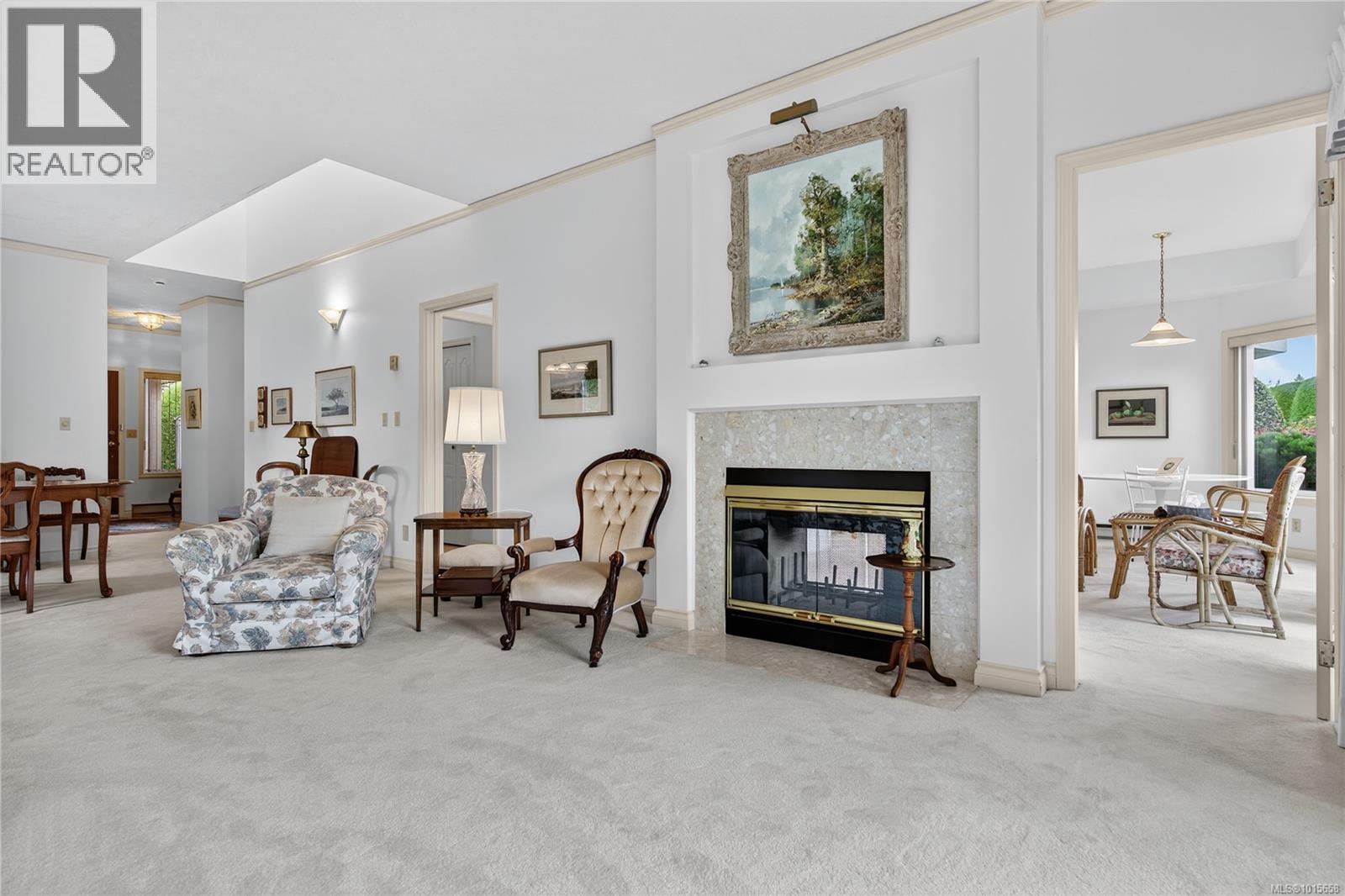 21 4318 Emily Carr Drive, Saanich
