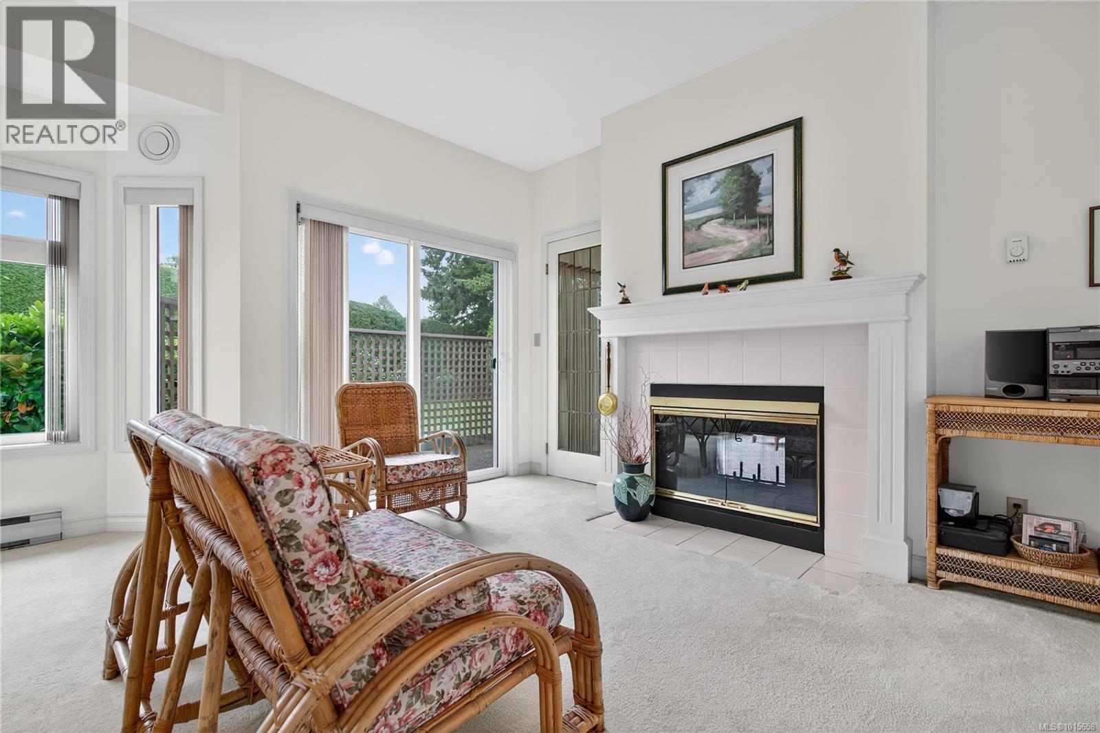 21 4318 Emily Carr Drive, Saanich