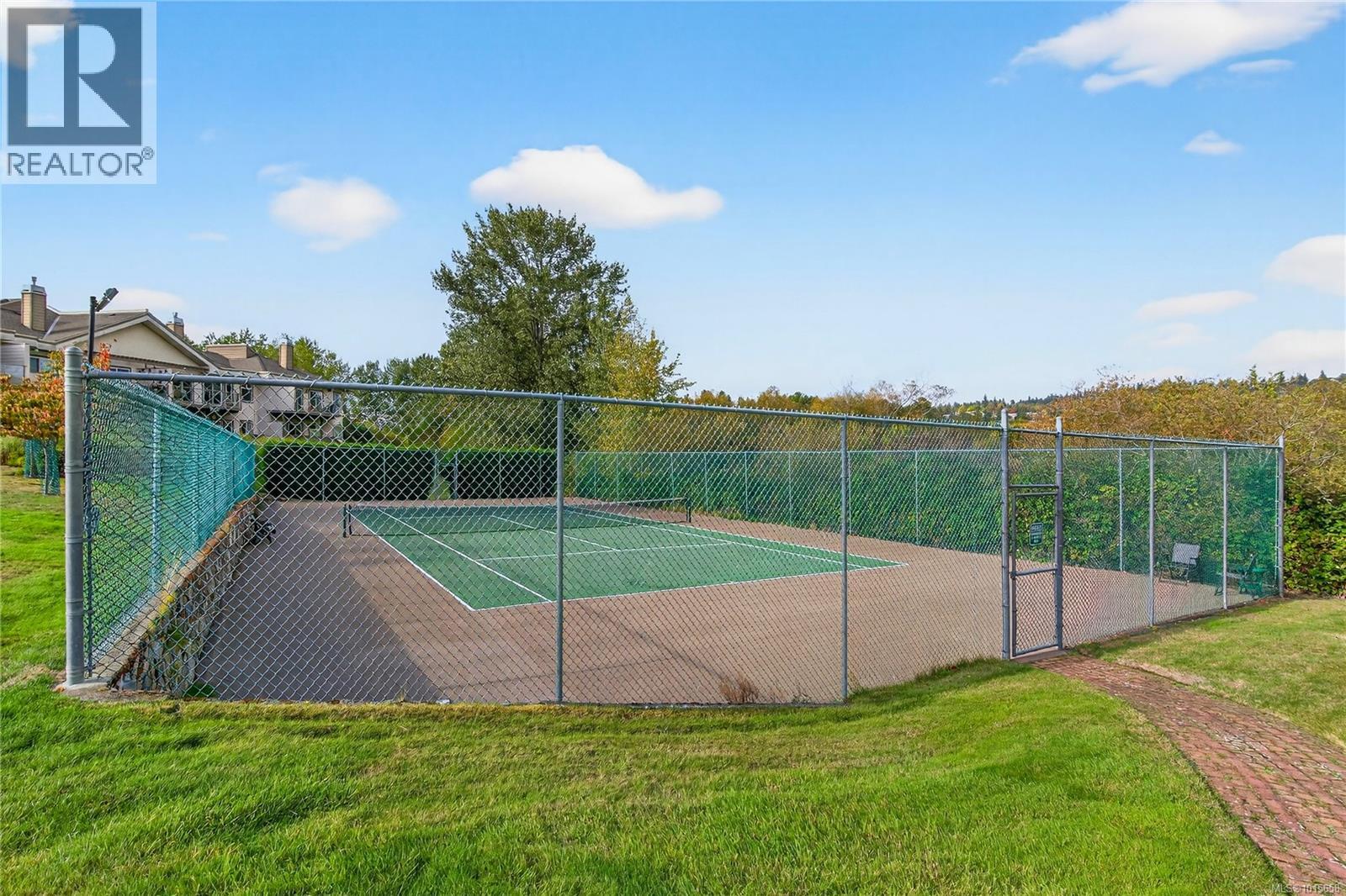 21 4318 Emily Carr Drive, Saanich