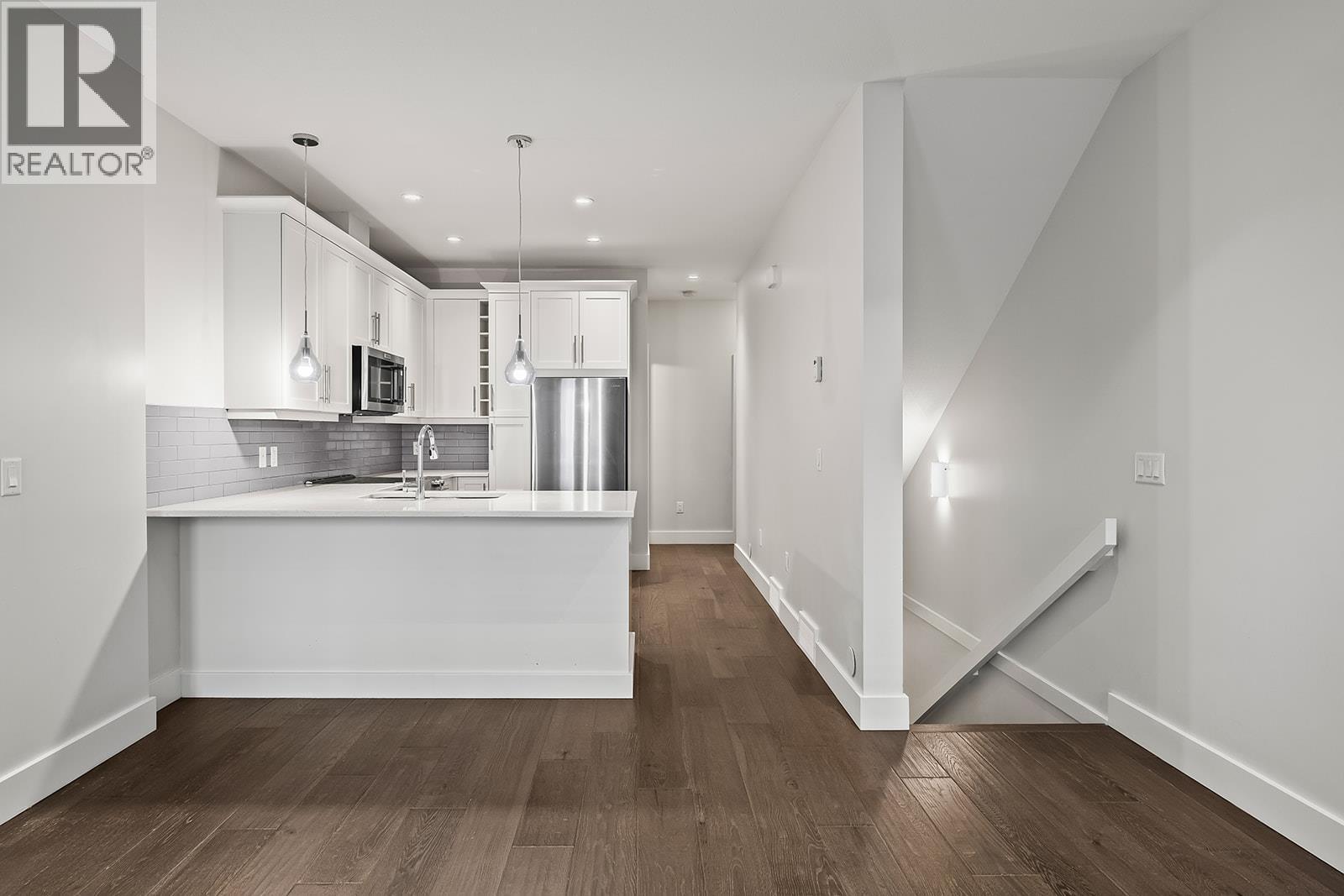 8 644 Lequime Road, Kelowna