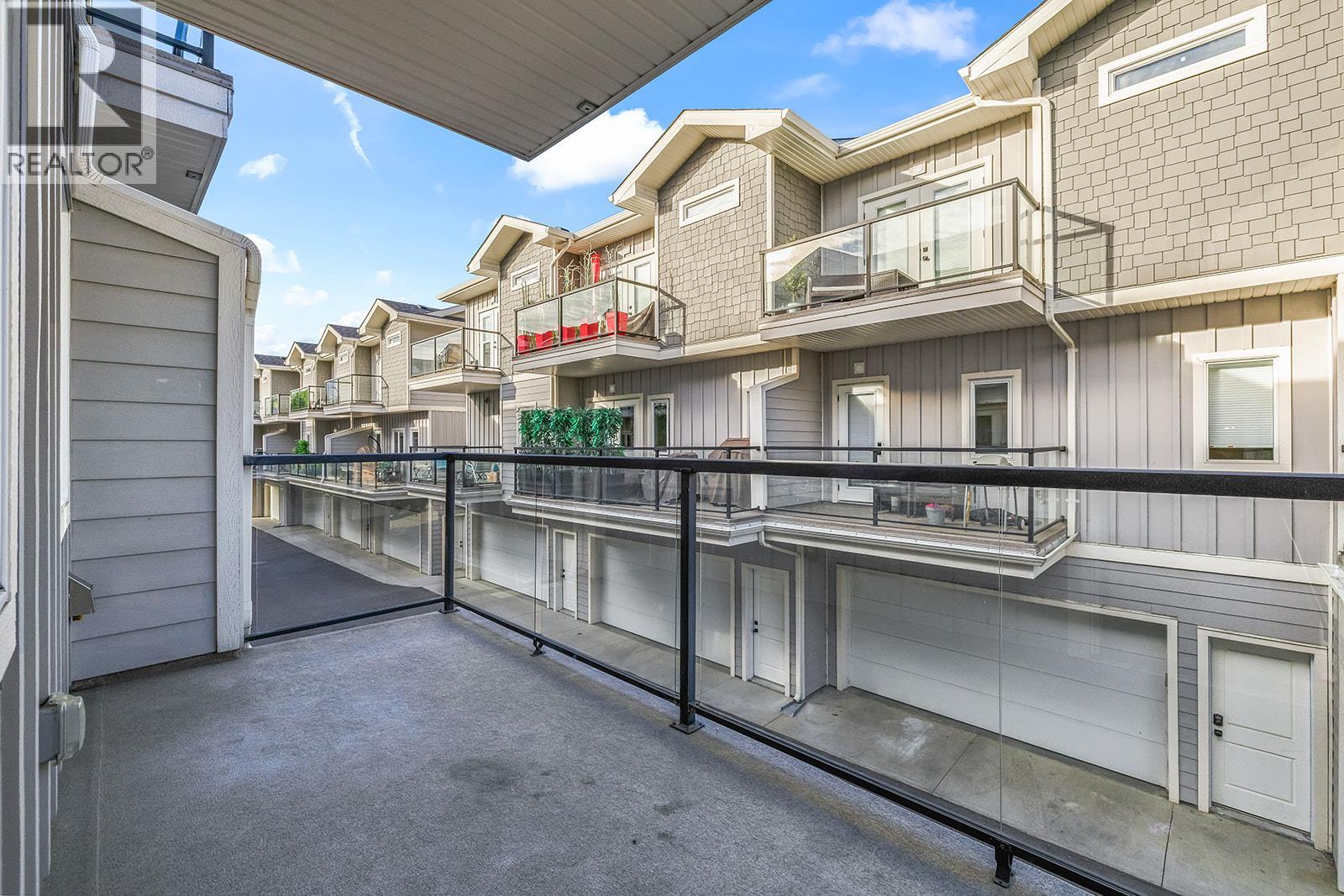 8 644 Lequime Road, Kelowna