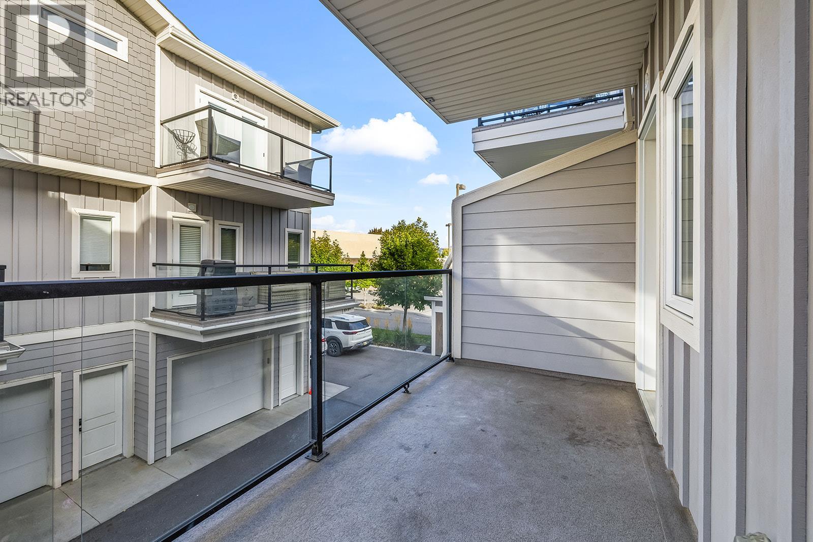 8 644 Lequime Road, Kelowna