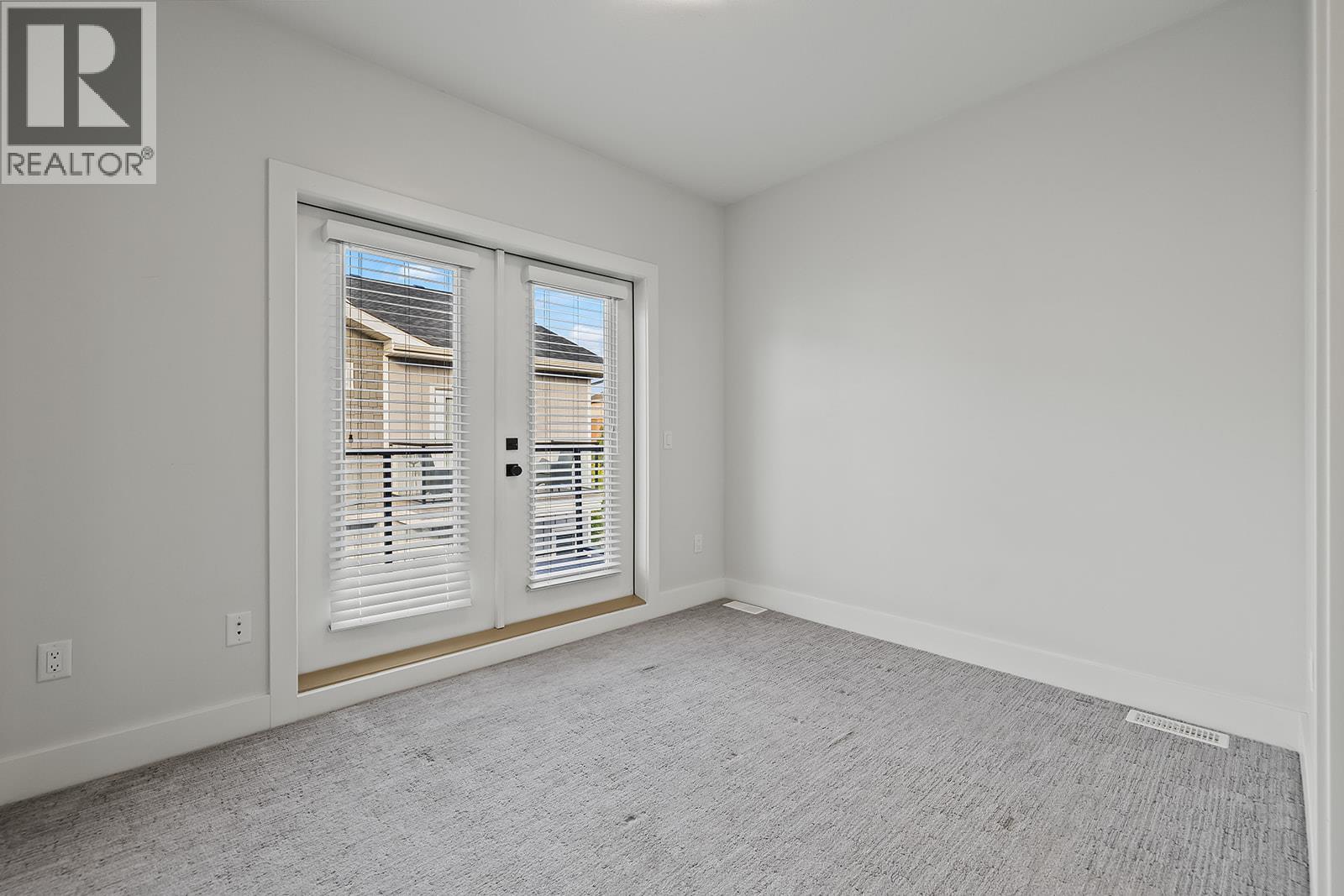 8 644 Lequime Road, Kelowna