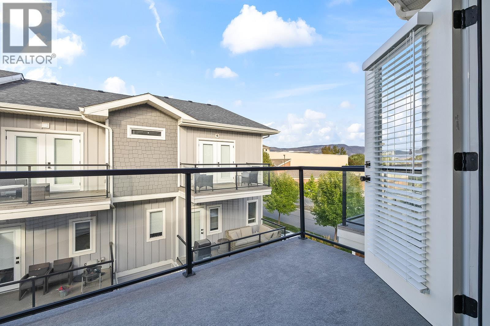 8 644 Lequime Road, Kelowna