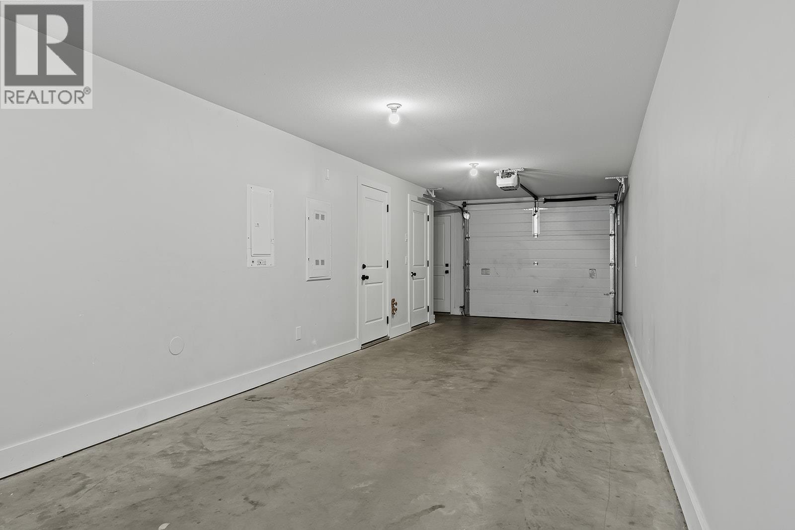 8 644 Lequime Road, Kelowna