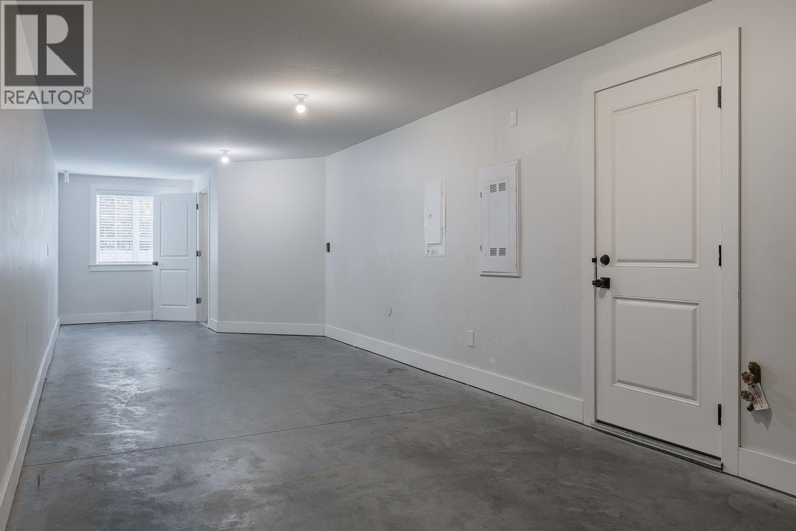 8 644 Lequime Road, Kelowna
