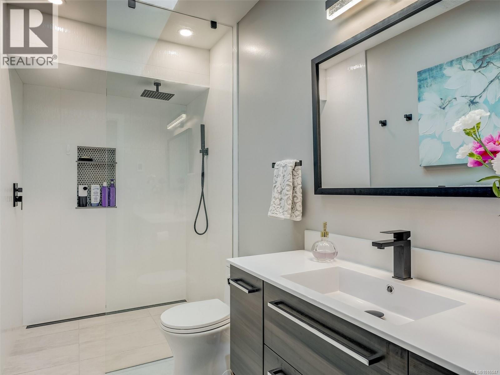  6428 Bella Vista Drive, Central Saanich