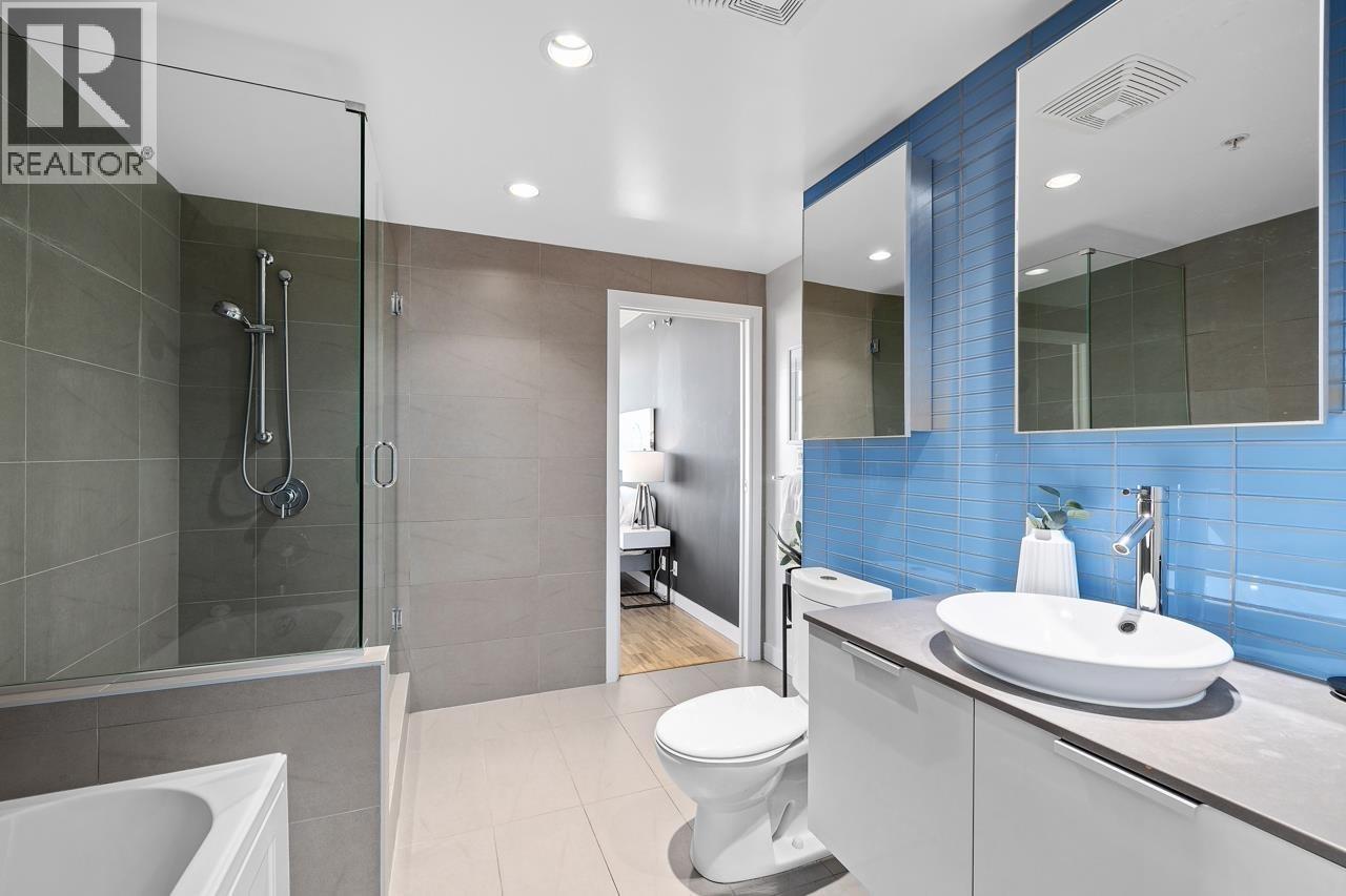 1701 108 W CORDOVA STREET, Vancouver