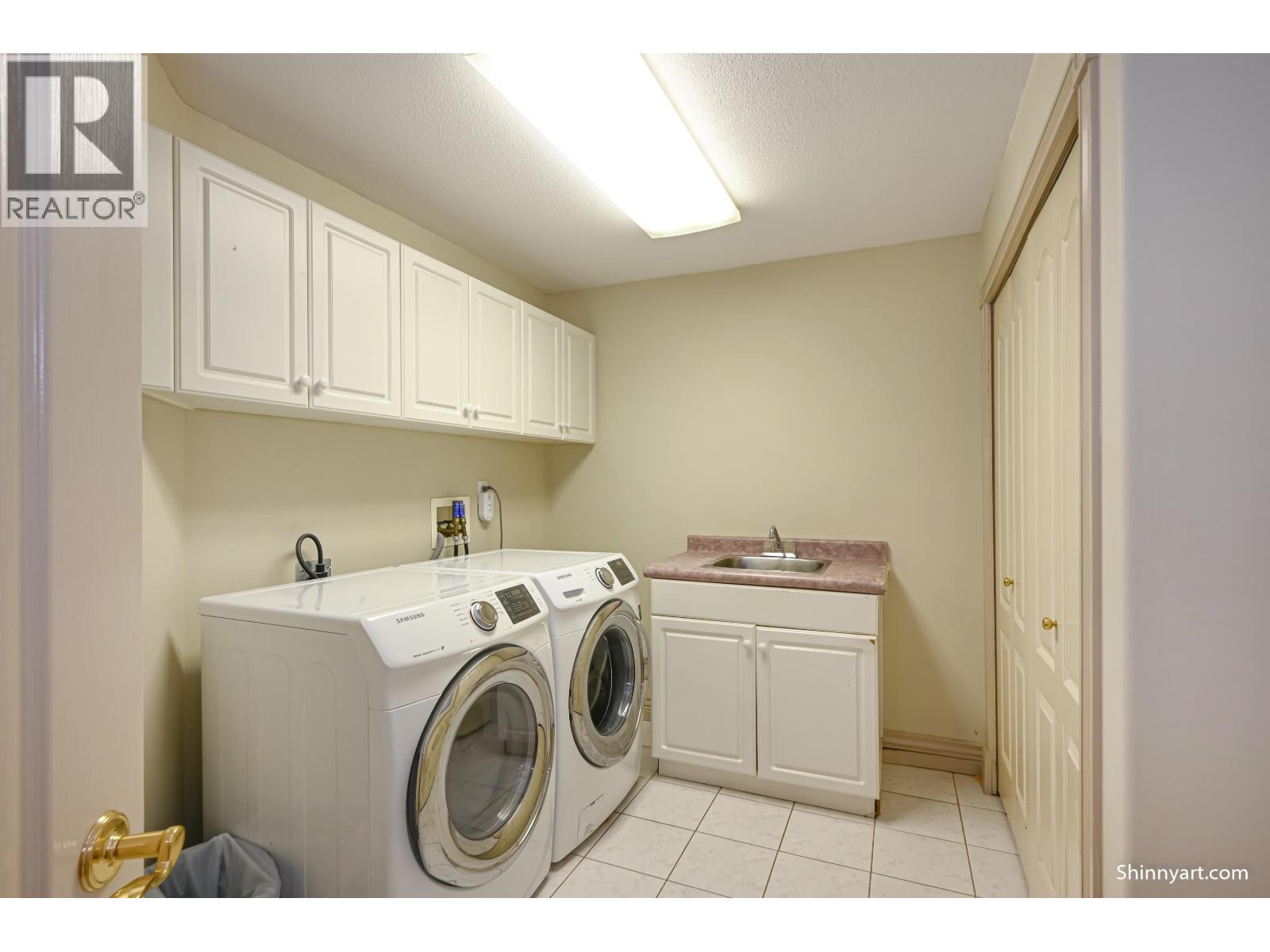 3063 PLATEAU BOULEVARD, Coquitlam