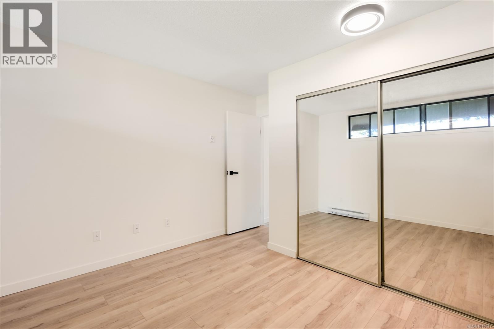 318 485 Island Highway, View Royal