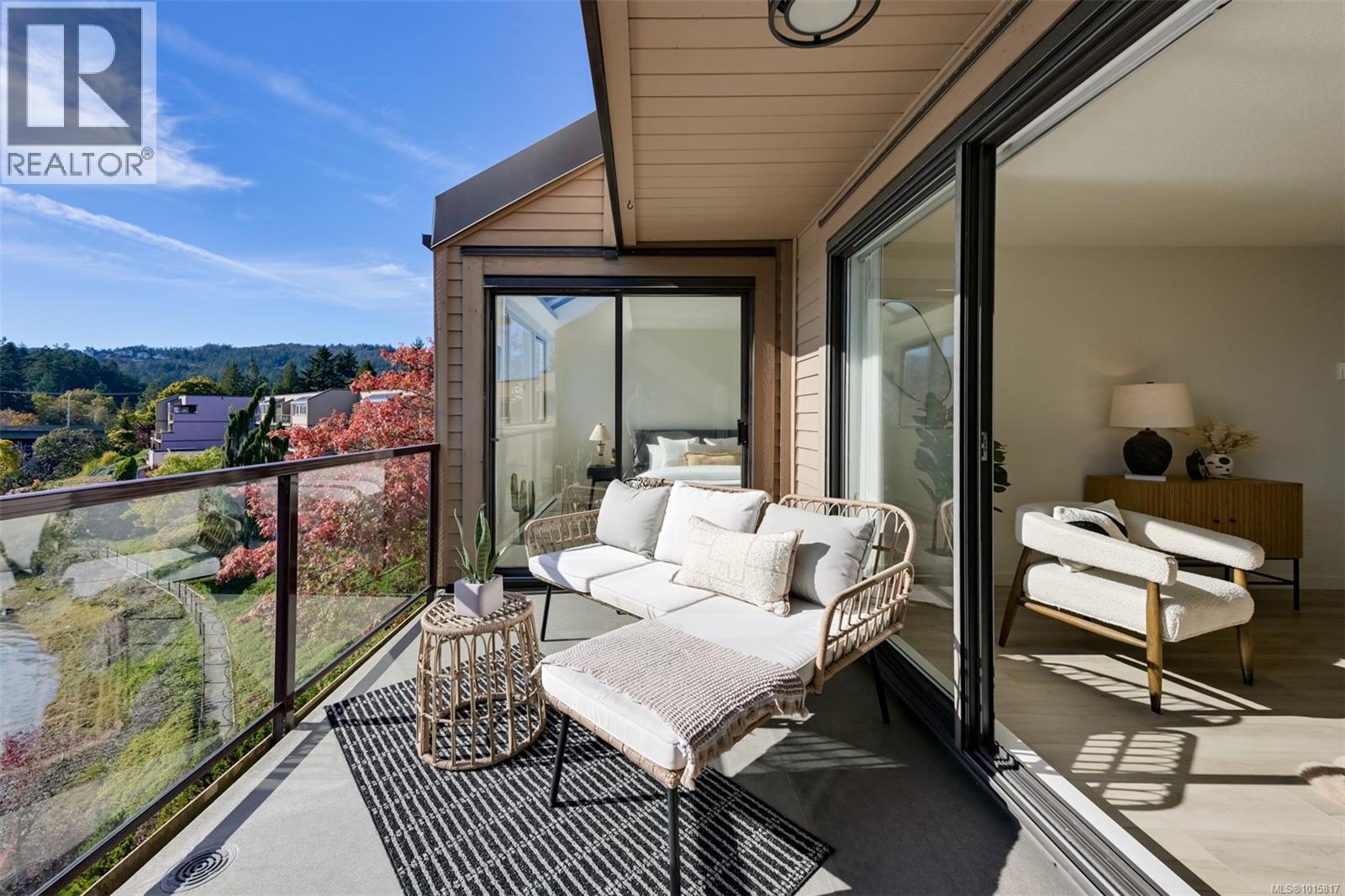 318 485 Island Highway, View Royal