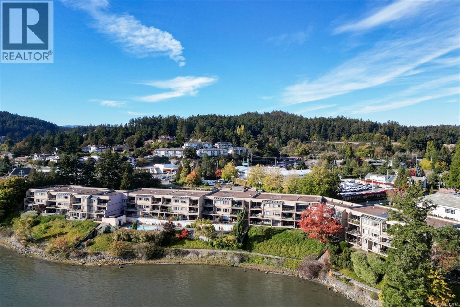 318 485 Island Highway, View Royal