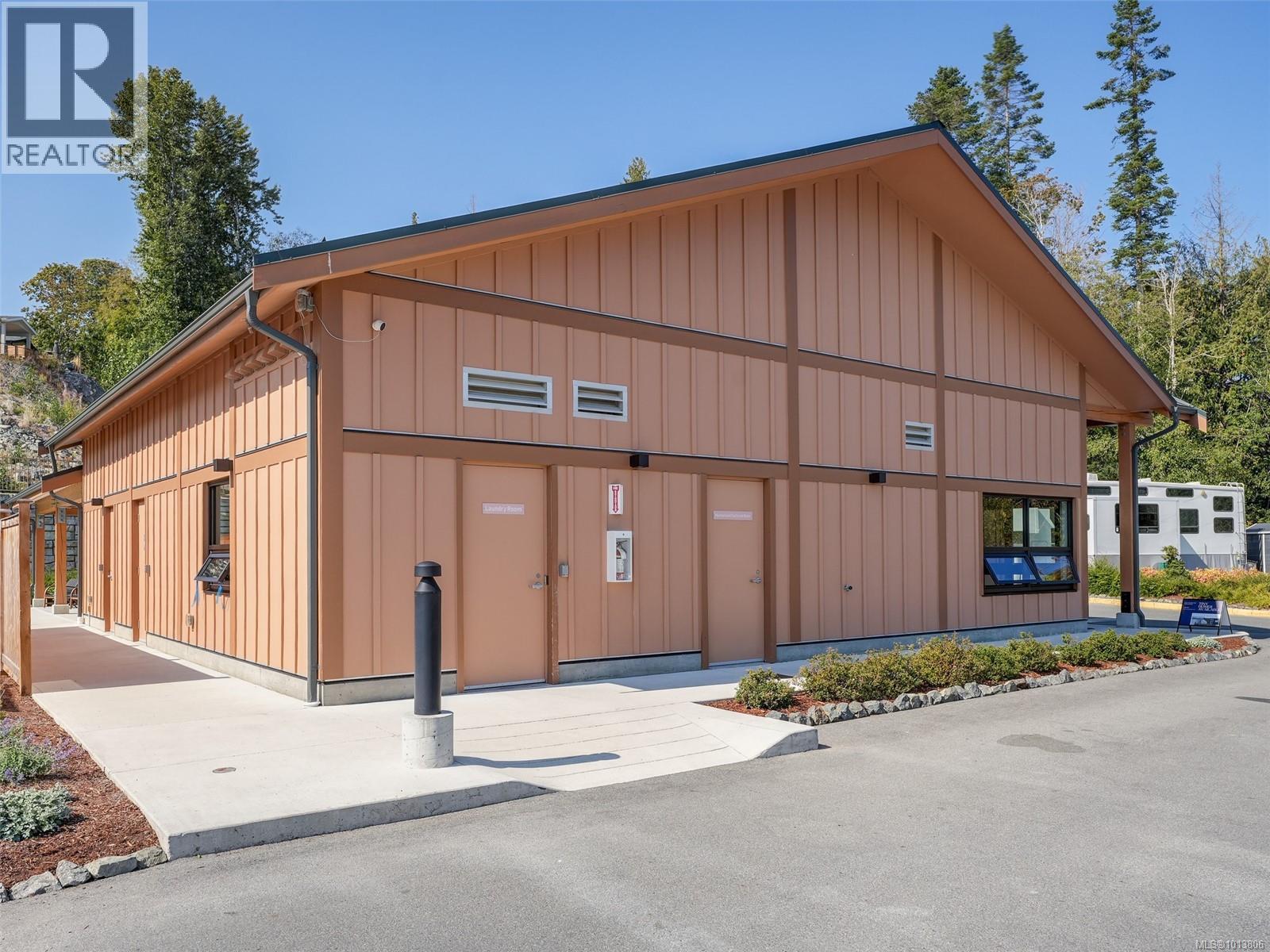 431 747 Old Place Road, Central Saanich