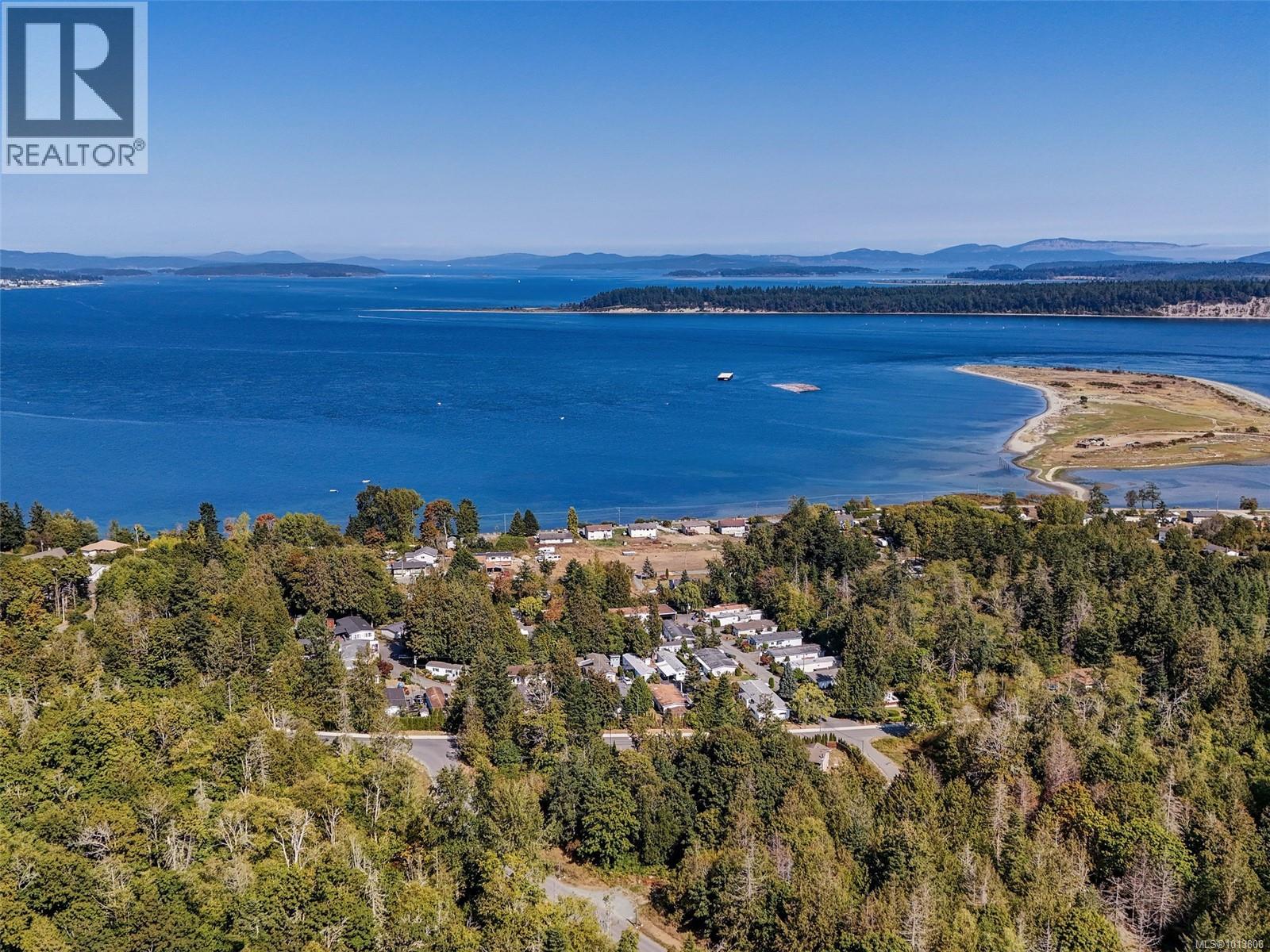 431 747 Old Place Road, Central Saanich