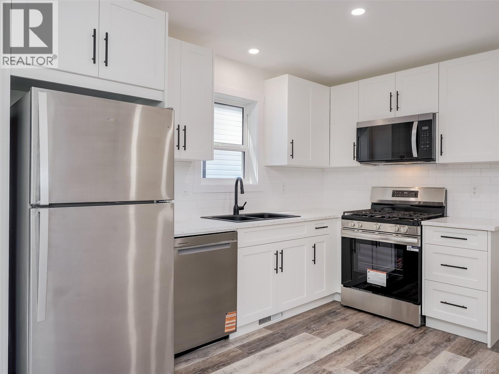 431 747 Old Place Road, Central Saanich