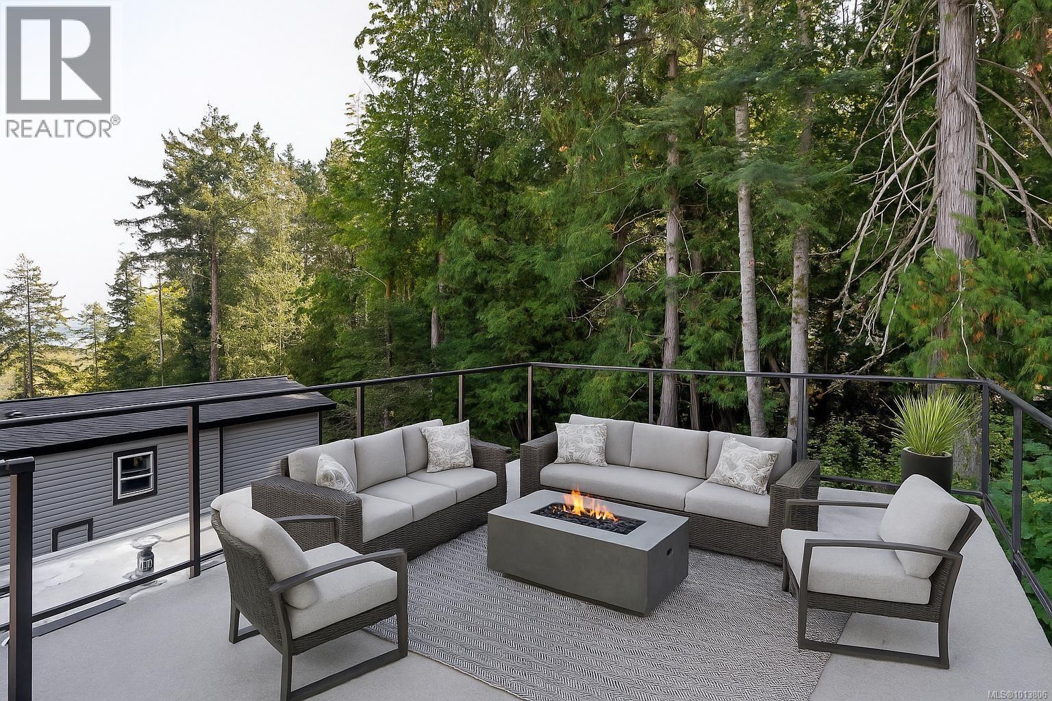 431 747 Old Place Road, Central Saanich
