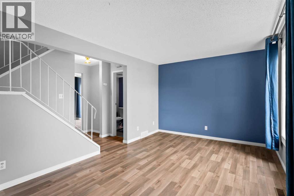 Single Family House for Sale in   Pennsylvania Road SE Penbrooke Meadows Calgary 