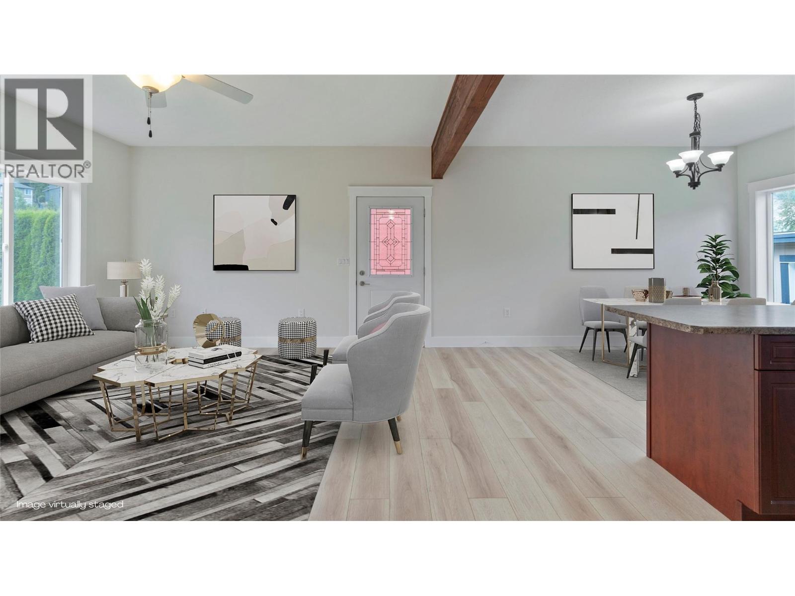  7281 46 Street Northeast, Salmon Arm