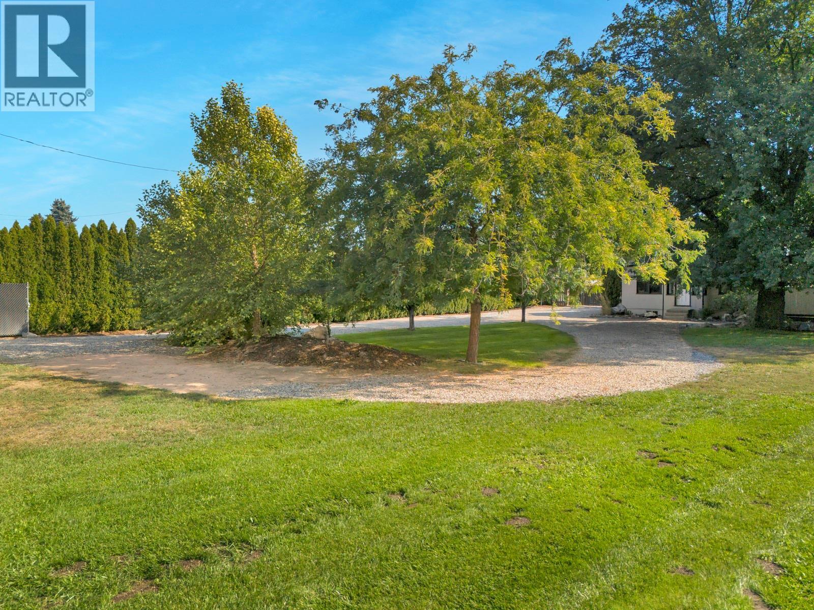 431 Valley Road, Kelowna