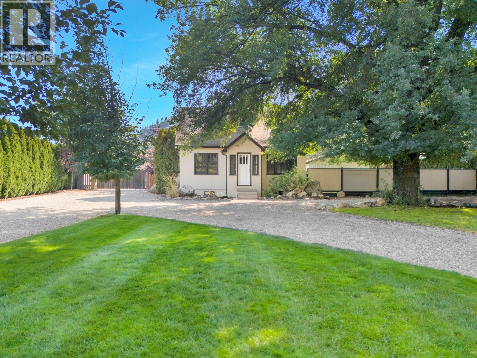 431 Valley Road, Kelowna