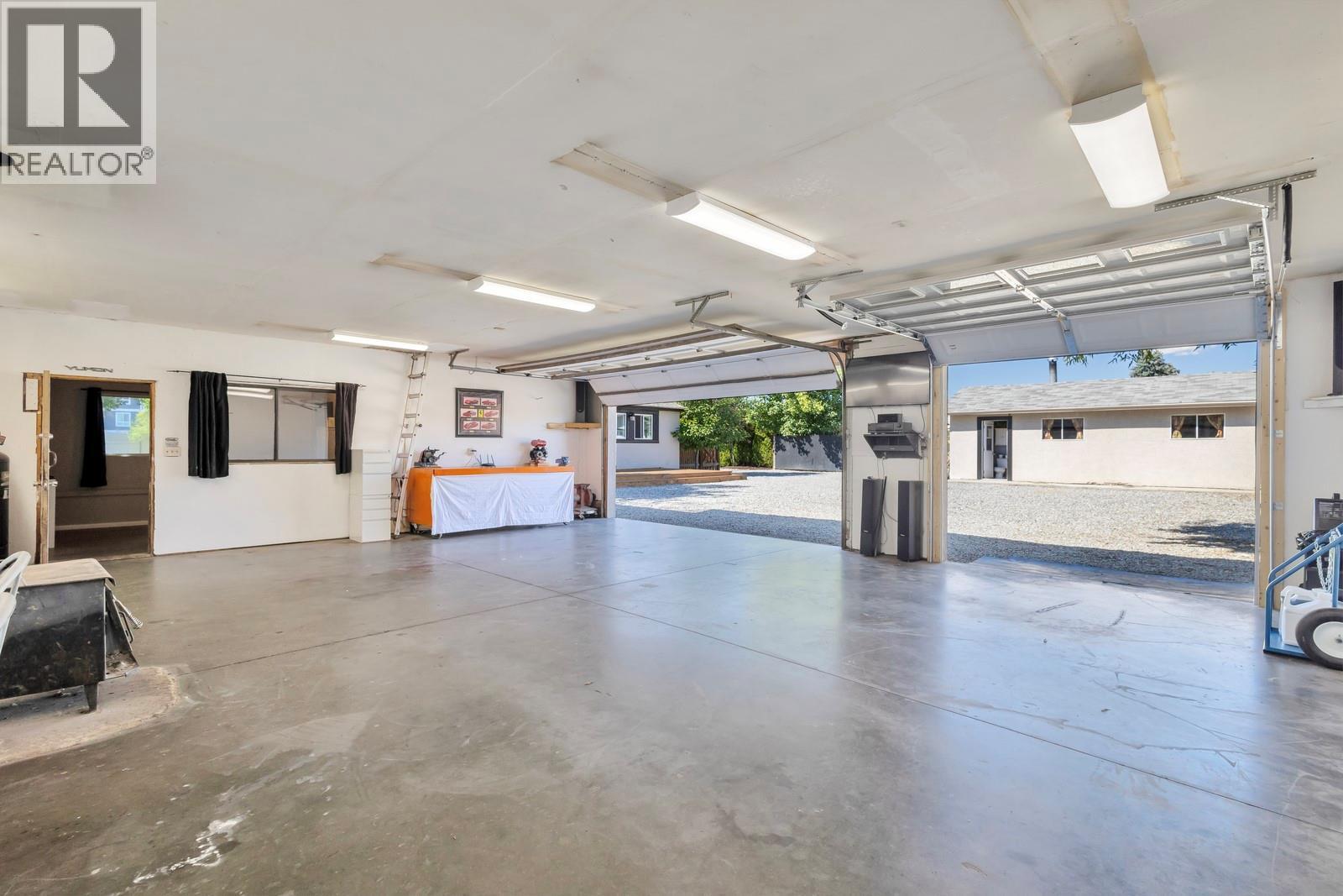 431 Valley Road, Kelowna