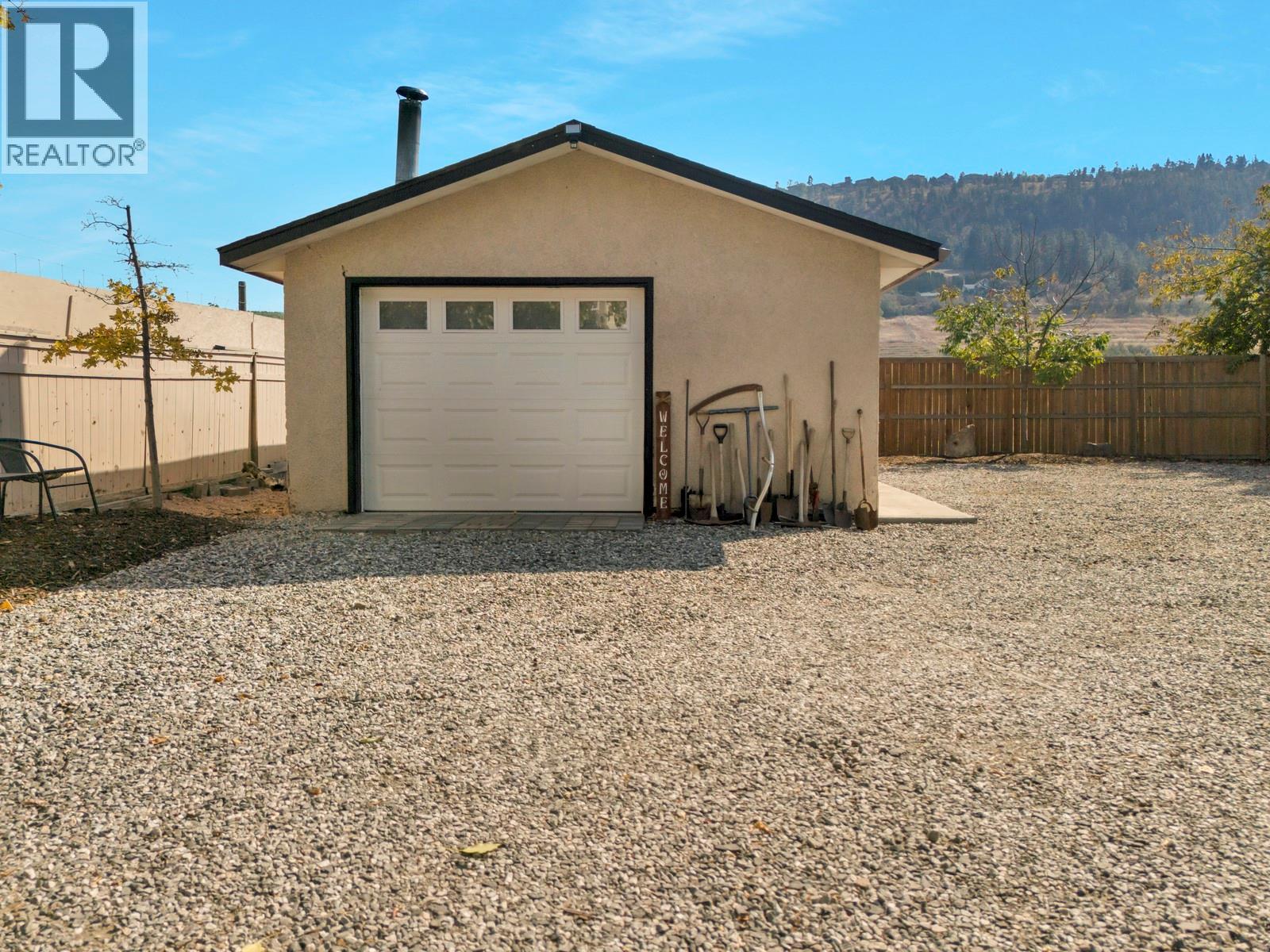 431 Valley Road, Kelowna