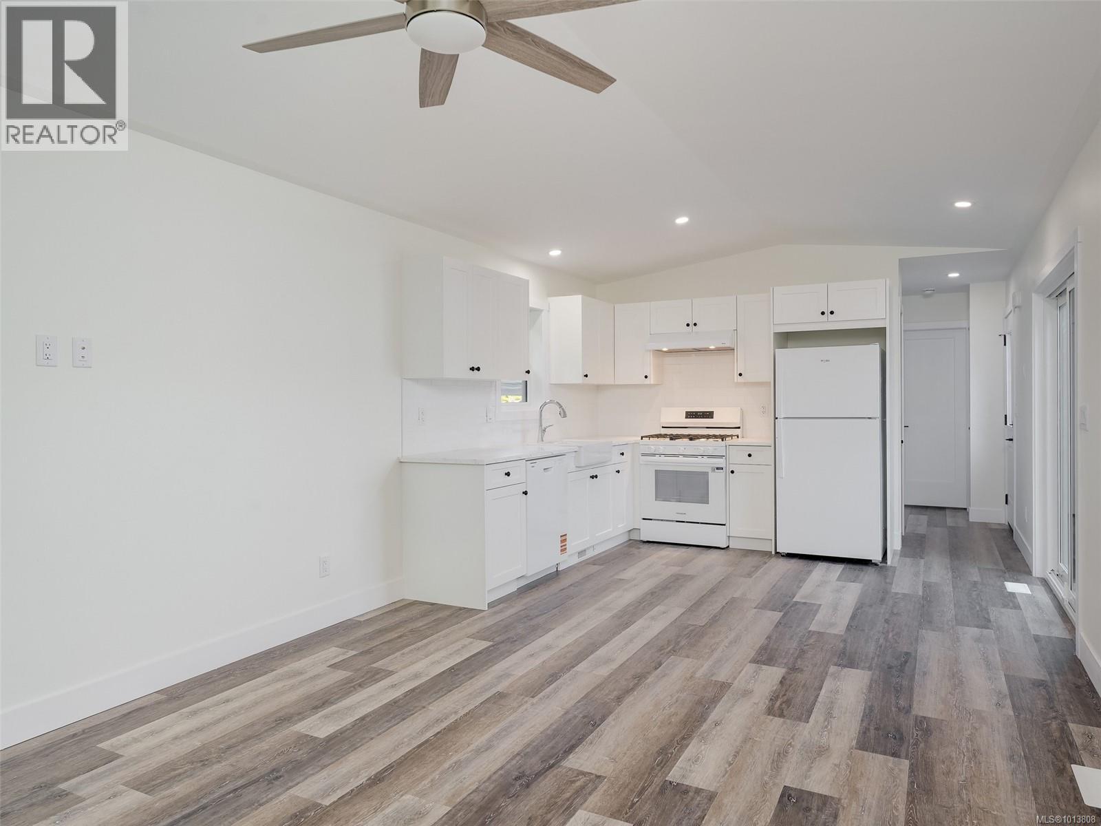 432 747 Old Place Road, Central Saanich