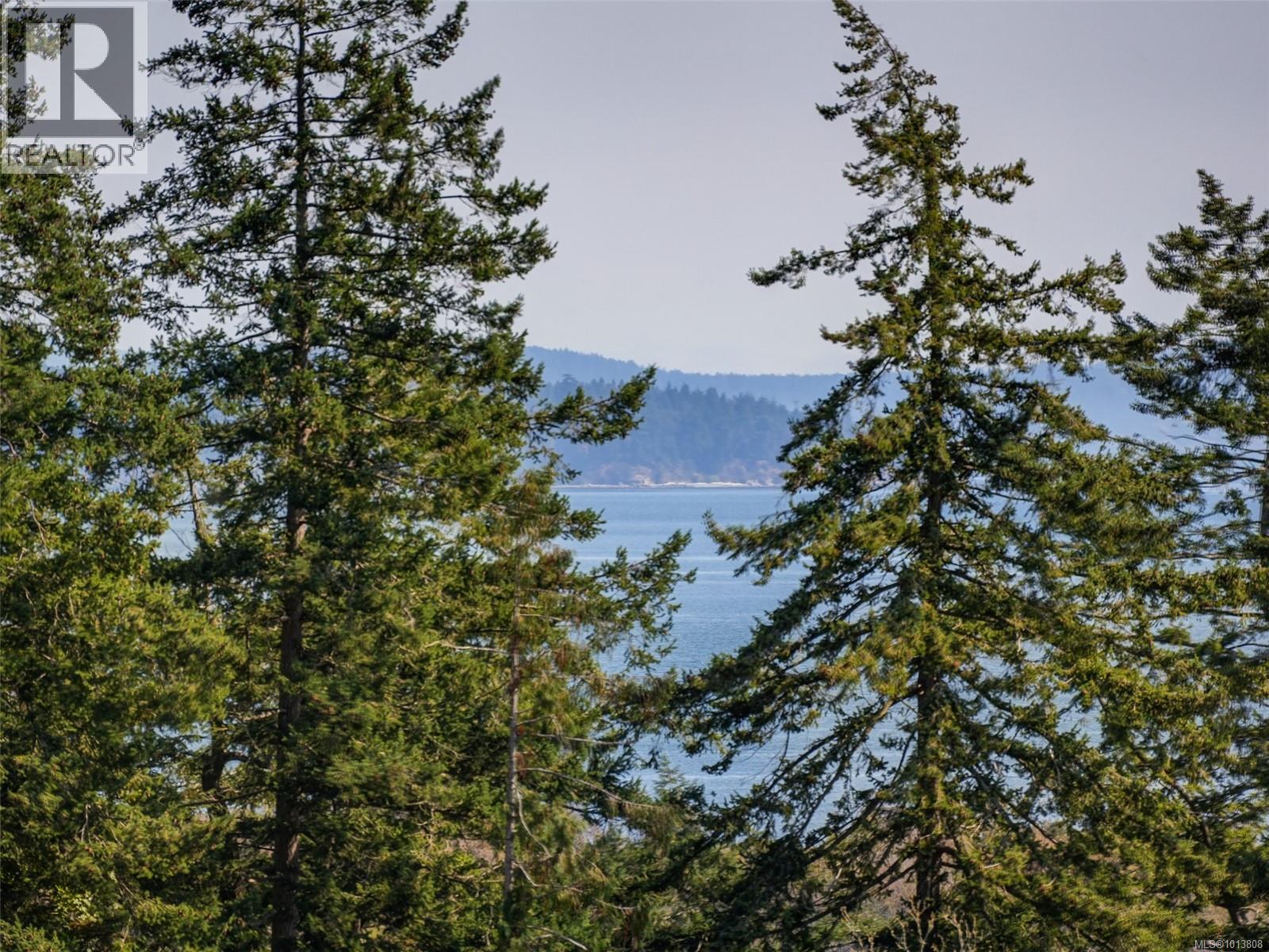 432 747 Old Place Road, Central Saanich