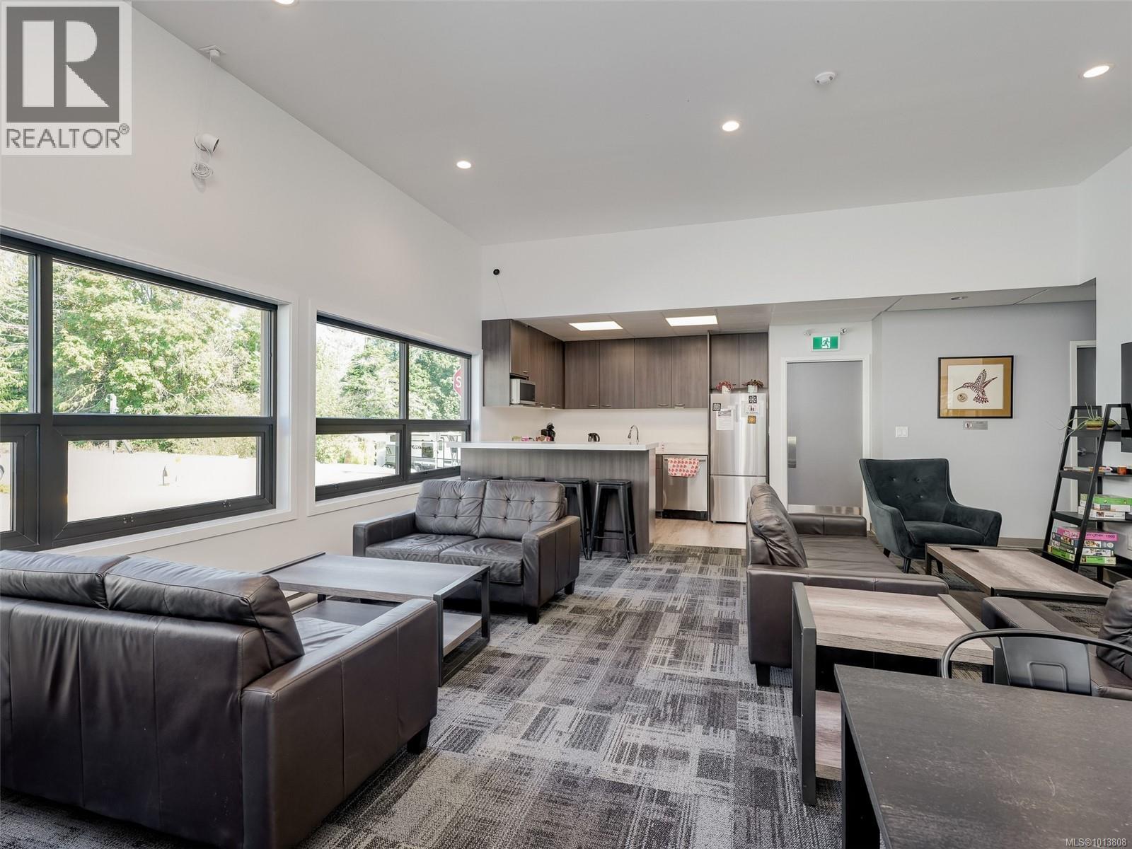 432 747 Old Place Road, Central Saanich