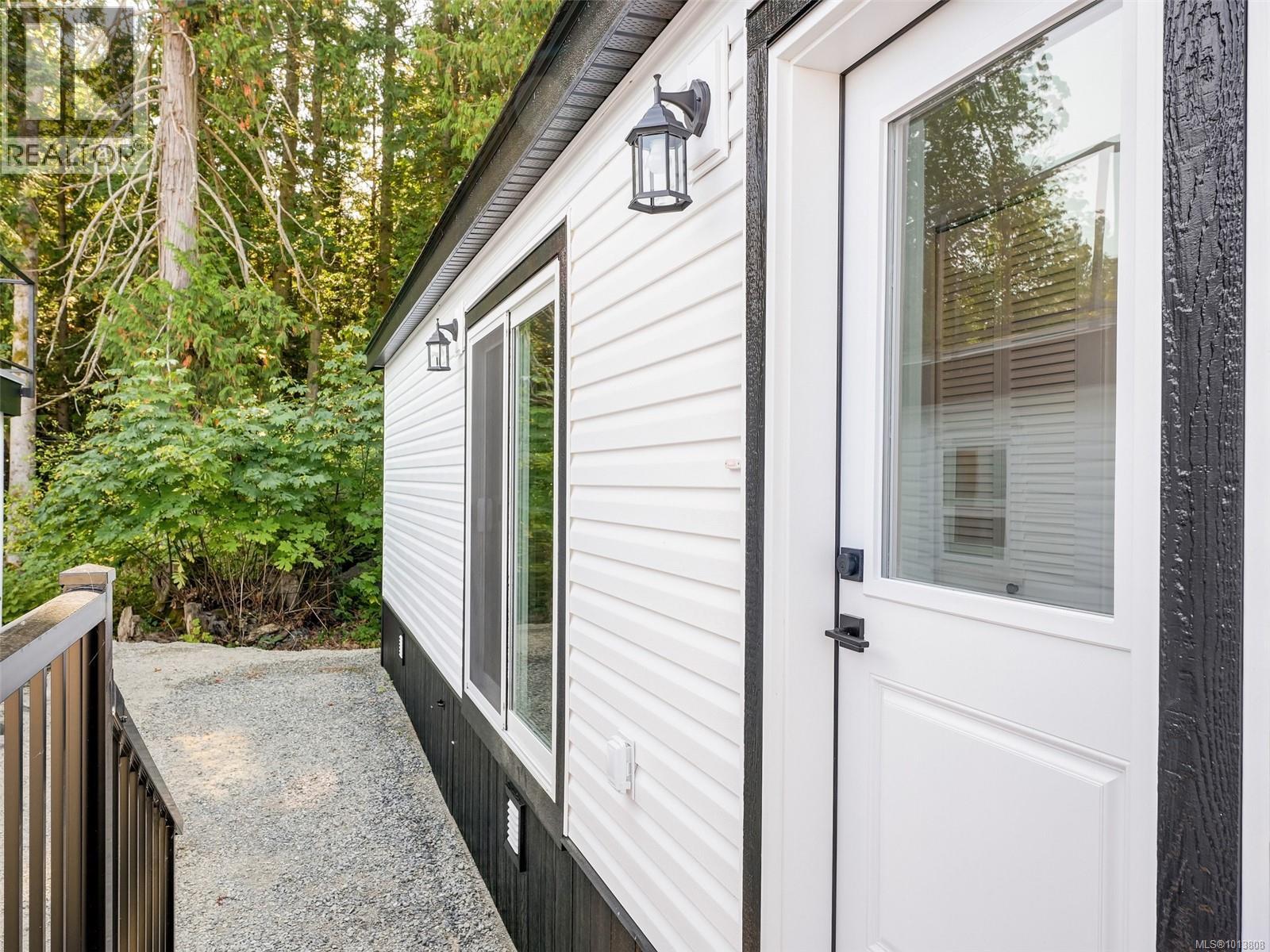432 747 Old Place Road, Central Saanich