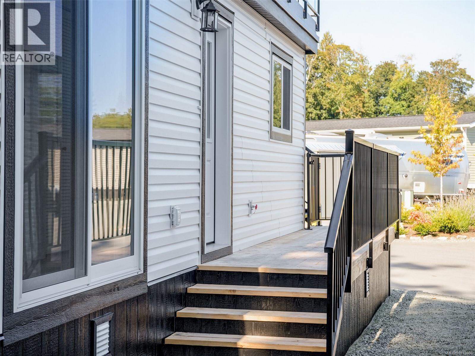 432 747 Old Place Road, Central Saanich