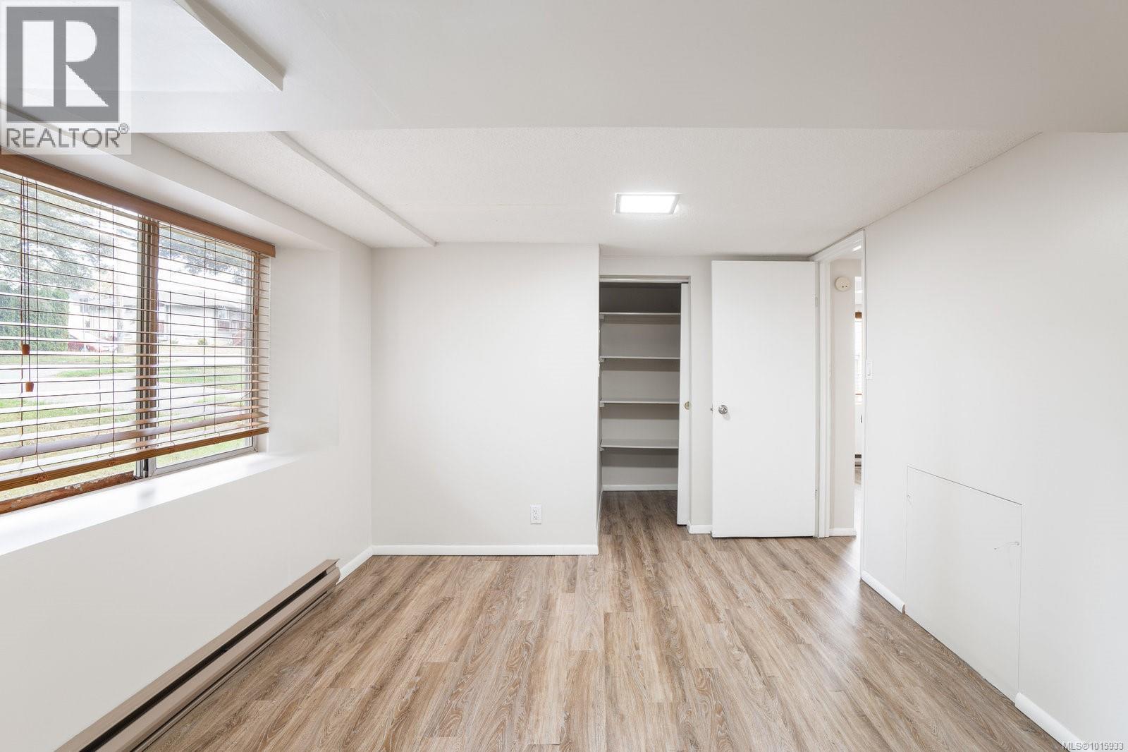  2659 Victor Street, Victoria